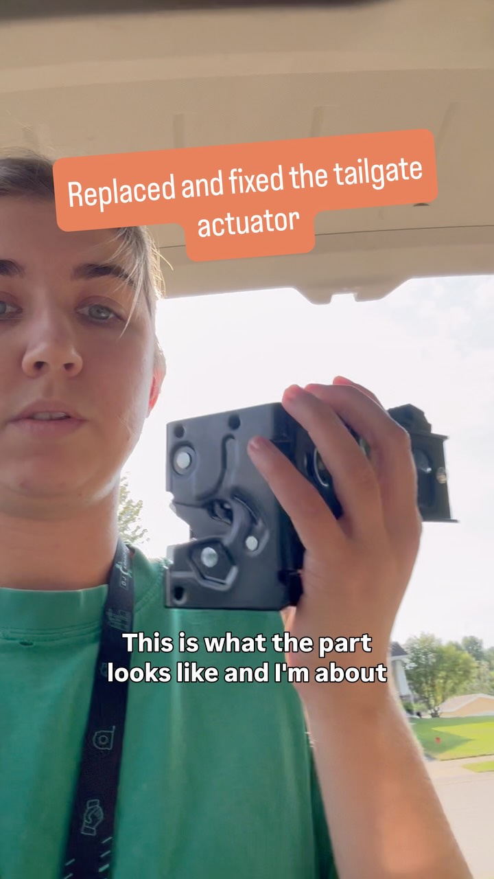 Ran into a small problem with what should have been a super simple replacement. On screw was so corroded it actual took drilling into it, hammering a larger bit in and then STILL took my brother's impact drill to unscrew.
But it's fixed now.
.
.
.
#diy #diycarrepair #girlmechanic #carcare #unorthodox