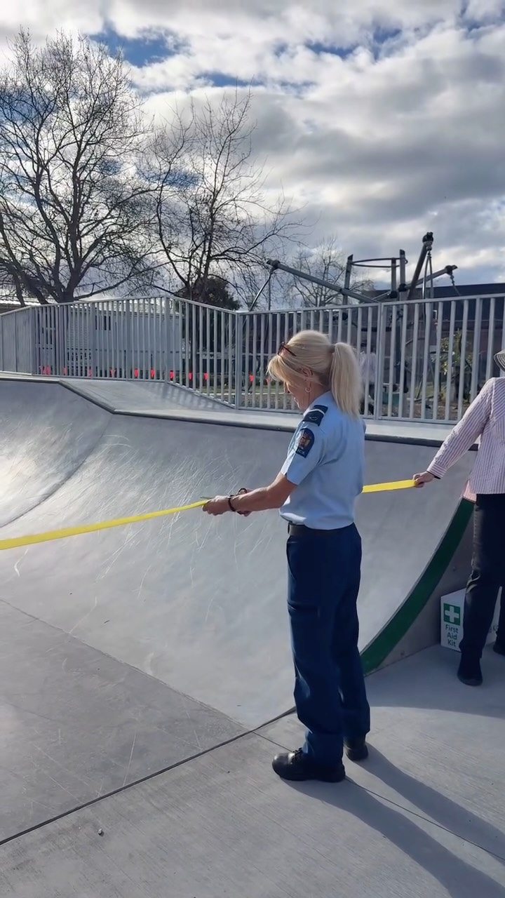 Yesterday afternoon Activator North had us in to run a free lesson for the Sunnynook community celebrating the opening of the new Sunnynook Ramp! We had over 30 kids who were all beginners come in and learn the basics while enjoying some pizza & snacks 🤌 this ramp is such an awesome asset for this community ❤️ thanks for having us!