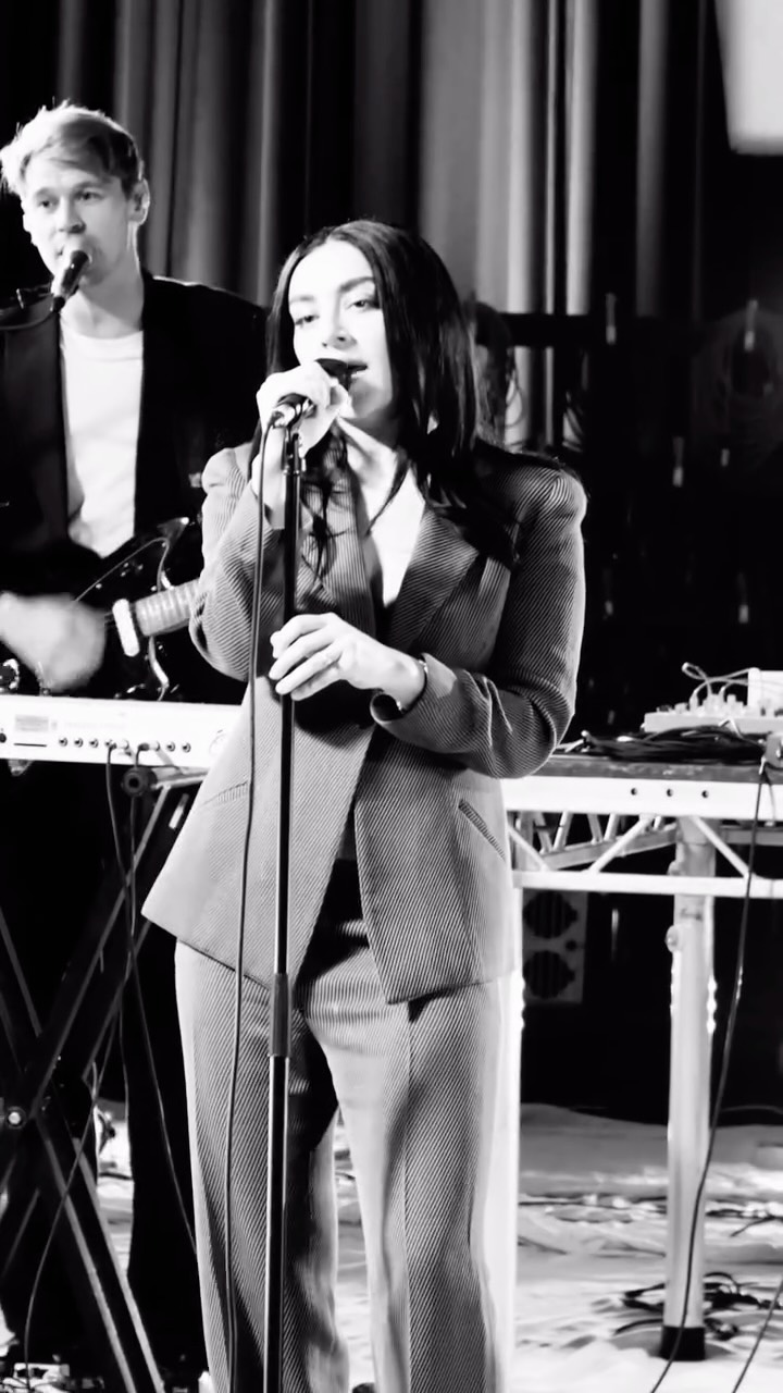KATO fell head over high heals in love with Charli xcx…….
#charlixcx
#musicfashionfilm
#maidavale
#bbclive