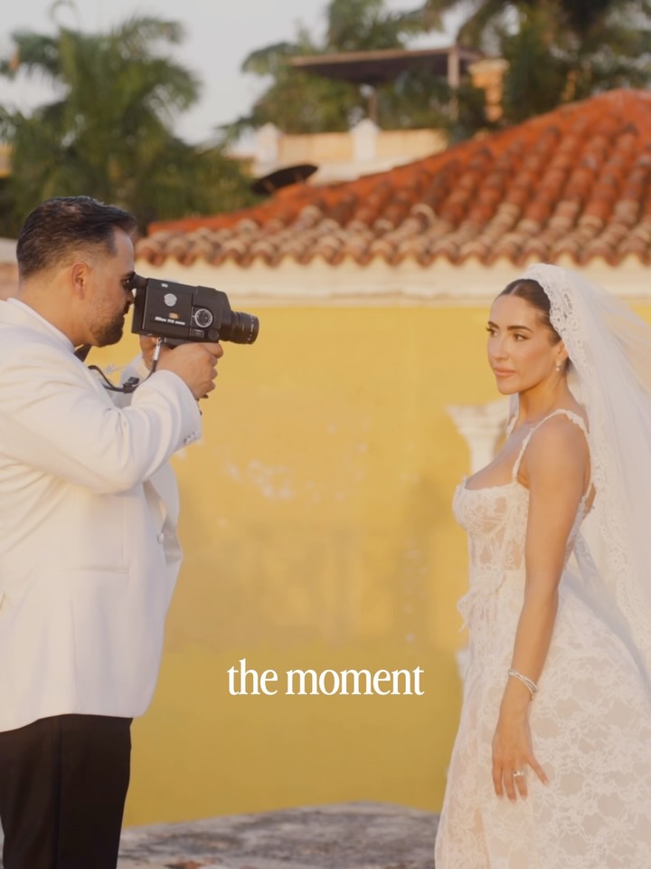 While he holds a Super 8 camera and decides to record the woman he loves with his own eyes, we observe that same moment from another perspective. At the same time, the photographer finds the perfect framing and freezes a fraction of a second that will never be repeated.
The cinema allows us to listen to the silence between smiles again. The photograph immortalizes the exact moment. And the Super 8 wraps everything in that nostalgic texture that makes a memory feel like a fragment inherited from time.
That is what we are most passionate about working with photographers who understand the value of telling a story as a team: we do not compete for the same moment, we enrich it from different ways of seeing it.
Because in the end, the most valuable memories are not born from a single camera, but from all the people who, with sensitivity and respect, decide to preserve the same love from different perspectives.
What version of this moment made you feel closer to them?#
#weddingday #super8weddingfilm #destinationwedding #weddingfilmmakers
Photo by @danivalenciawp
Wedding planner @dventique