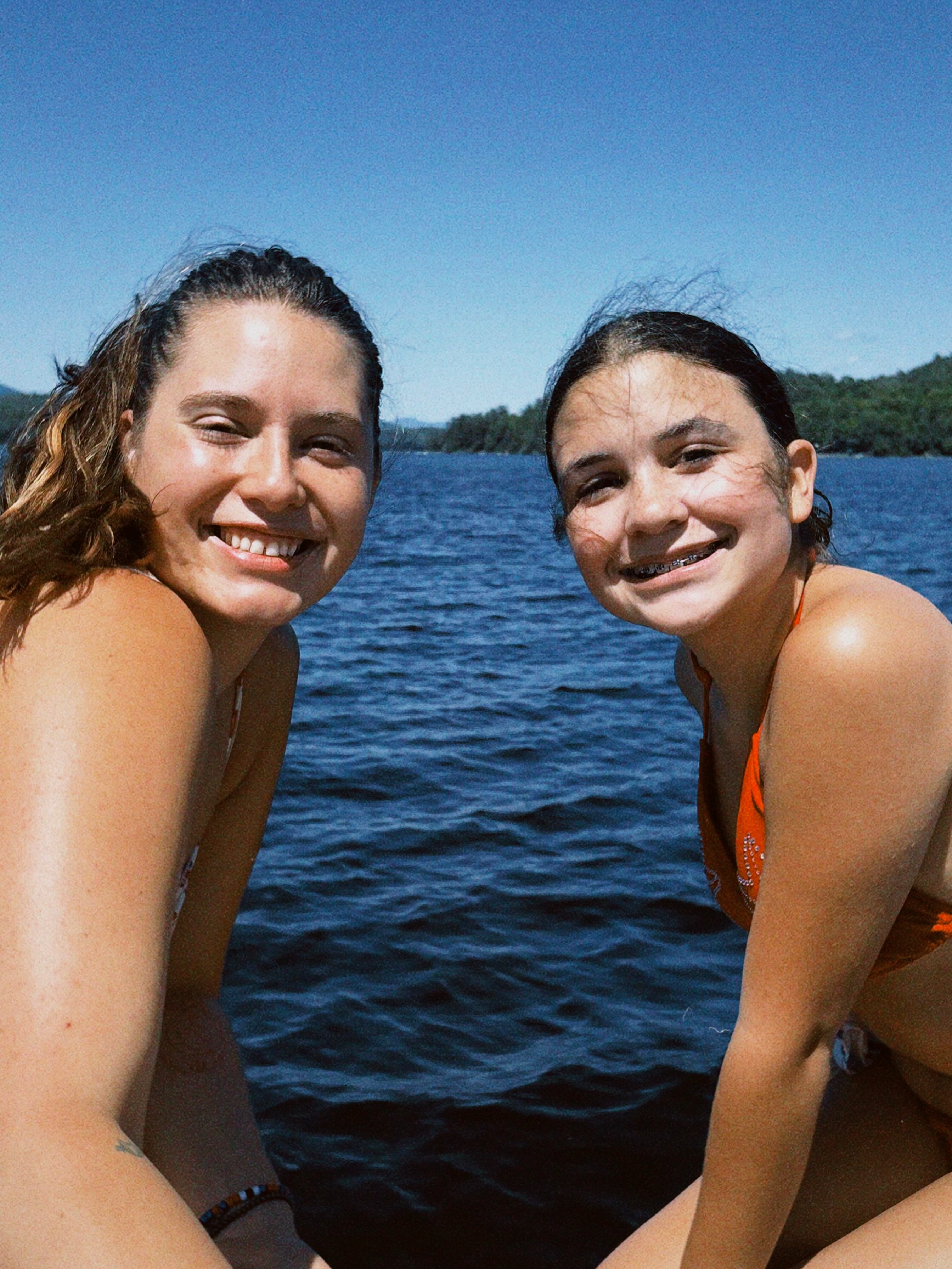 I feel so loved!! My friends made my birthday so special out on the water ❤️
@amandat258 @charlie_riedinger @evanmcr @mollysmith4088 @mi55y5 @nkeiper94 @nickporter1256 @callsign_adk1