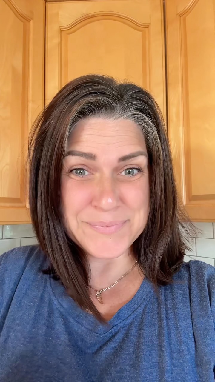 None of this “it’s not a big deal” crap.
Let’s make a big deal out of the little things.
♥️🎉
No more playing small or bypassing celebration, if you’re proud of yourself, keep sparkling!
✨🪩
And if your family and friends won’t celebrate you, call me your new Auntie or BFF because I sure will.
💛🥂
#mindfulness #neurodivergent #premenopause #celebrationchallenge