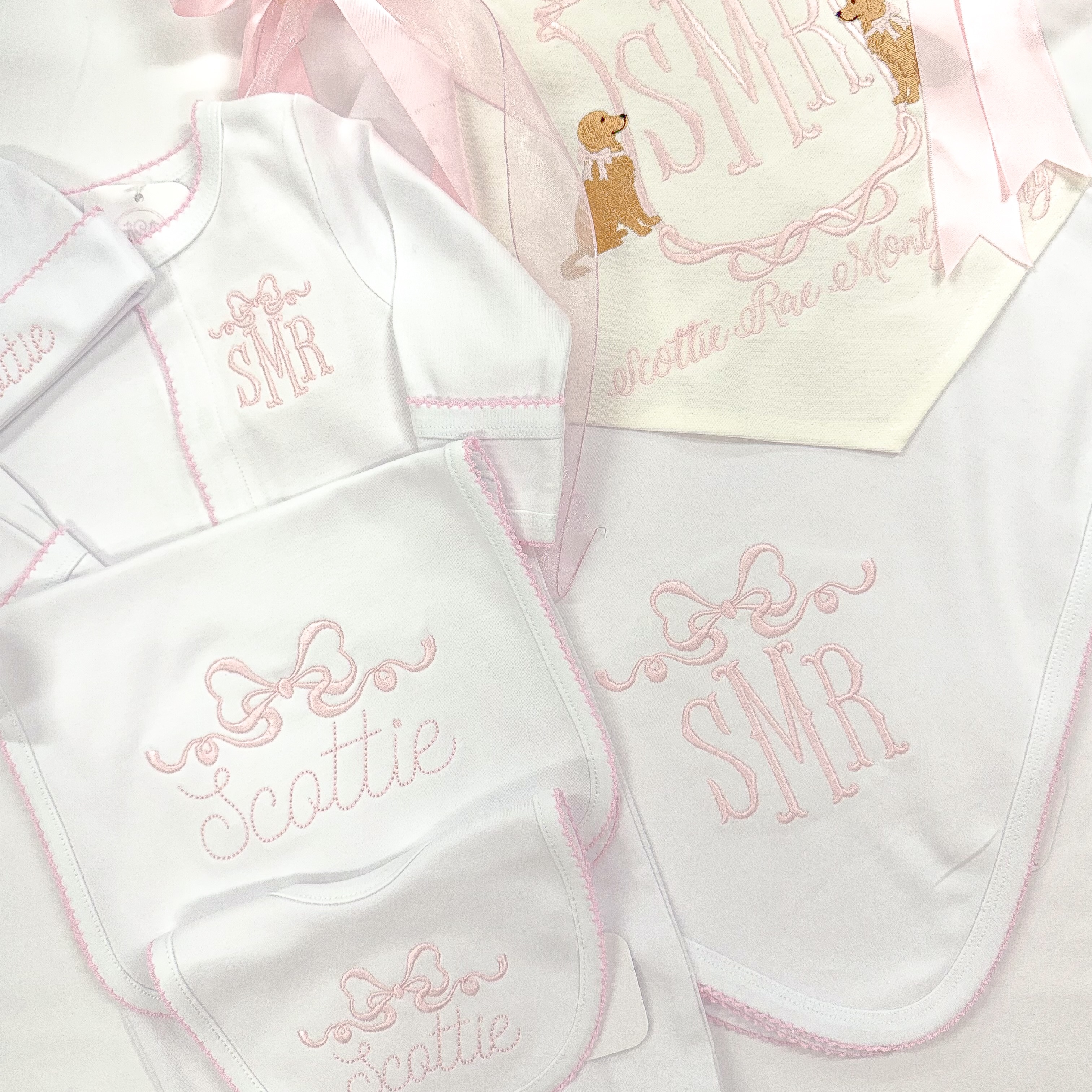 So simple & classic to welcome baby Scottie💗