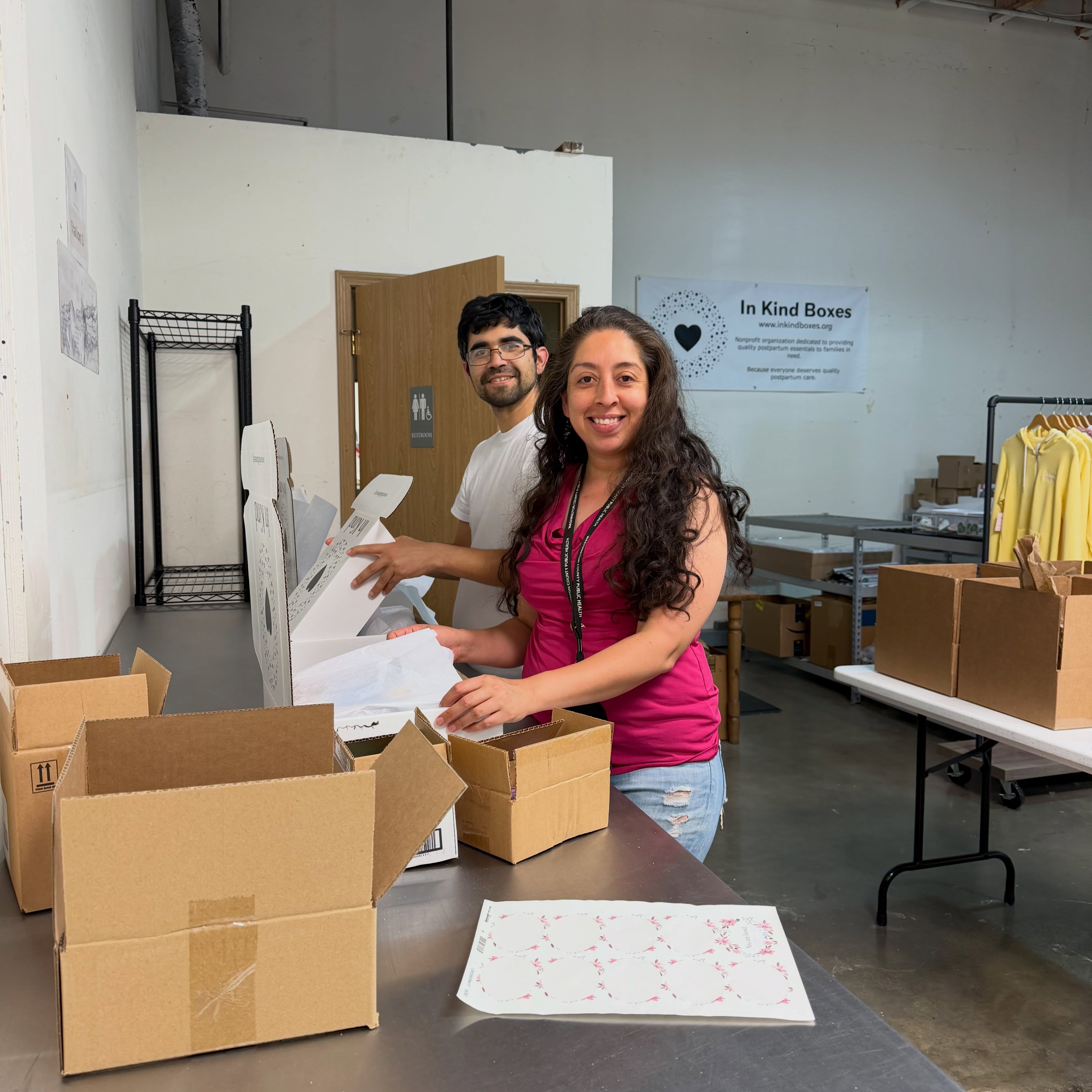 Keila and her partner packed gift boxes at their most recent pick up!
Washington county nurses have an in home visit prenatal/postpartum program, and will take gift boxes to struggling families 🩷
I’m grateful to these two for their help, and for our partnership with WA County nurses!
Donate today and provide necessary newborn and postpartum essentials that help families thrive after birth 🙌
#bethevillage #inkindboxes #volunteerwork