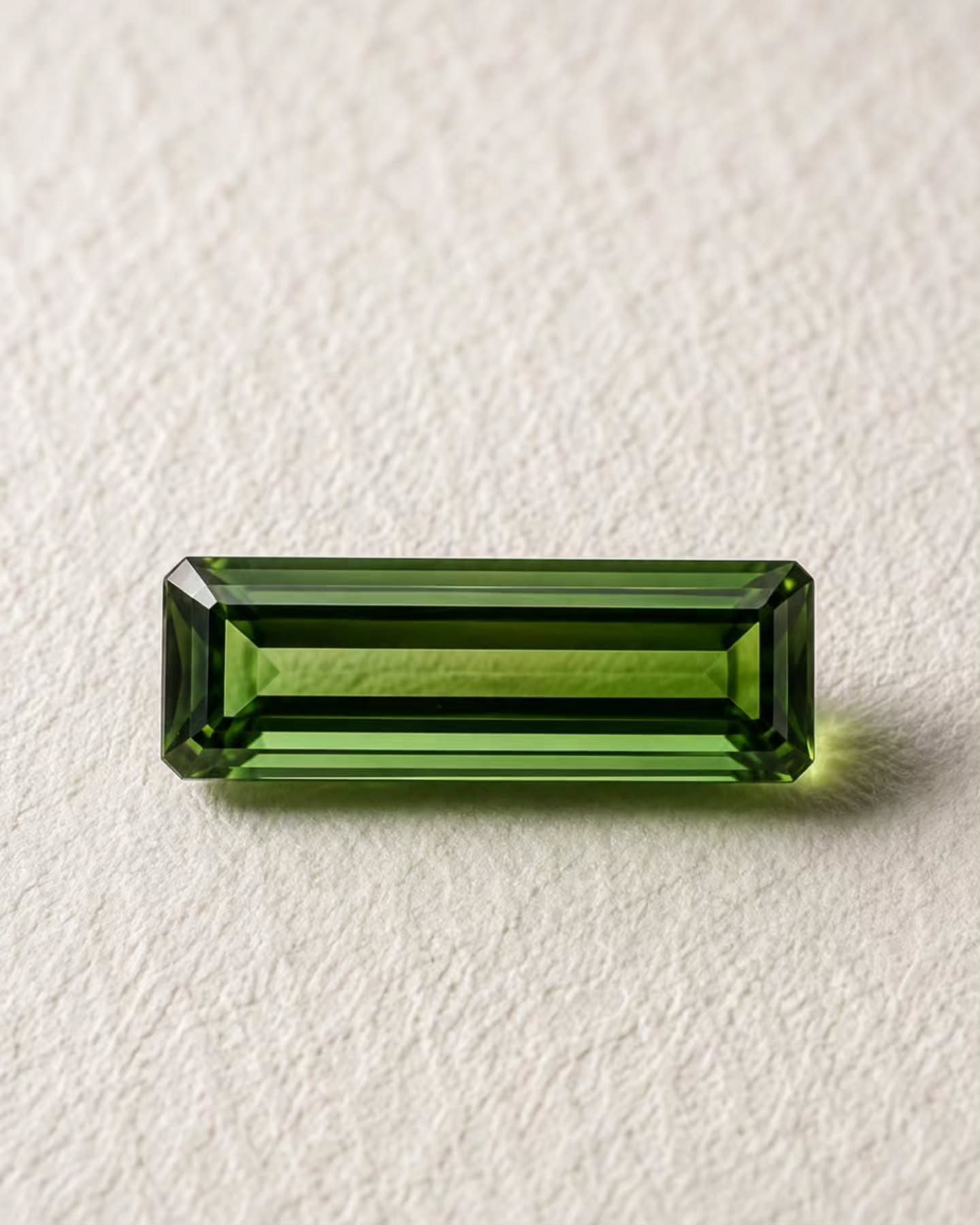 August belongs to Peridot. 💚
Fresh, vibrant, and unlike any other green gemstone, peridot has captivated for thousands of years. This month, it's the star of the season.
#josannemark #peridot #augustbirthstone