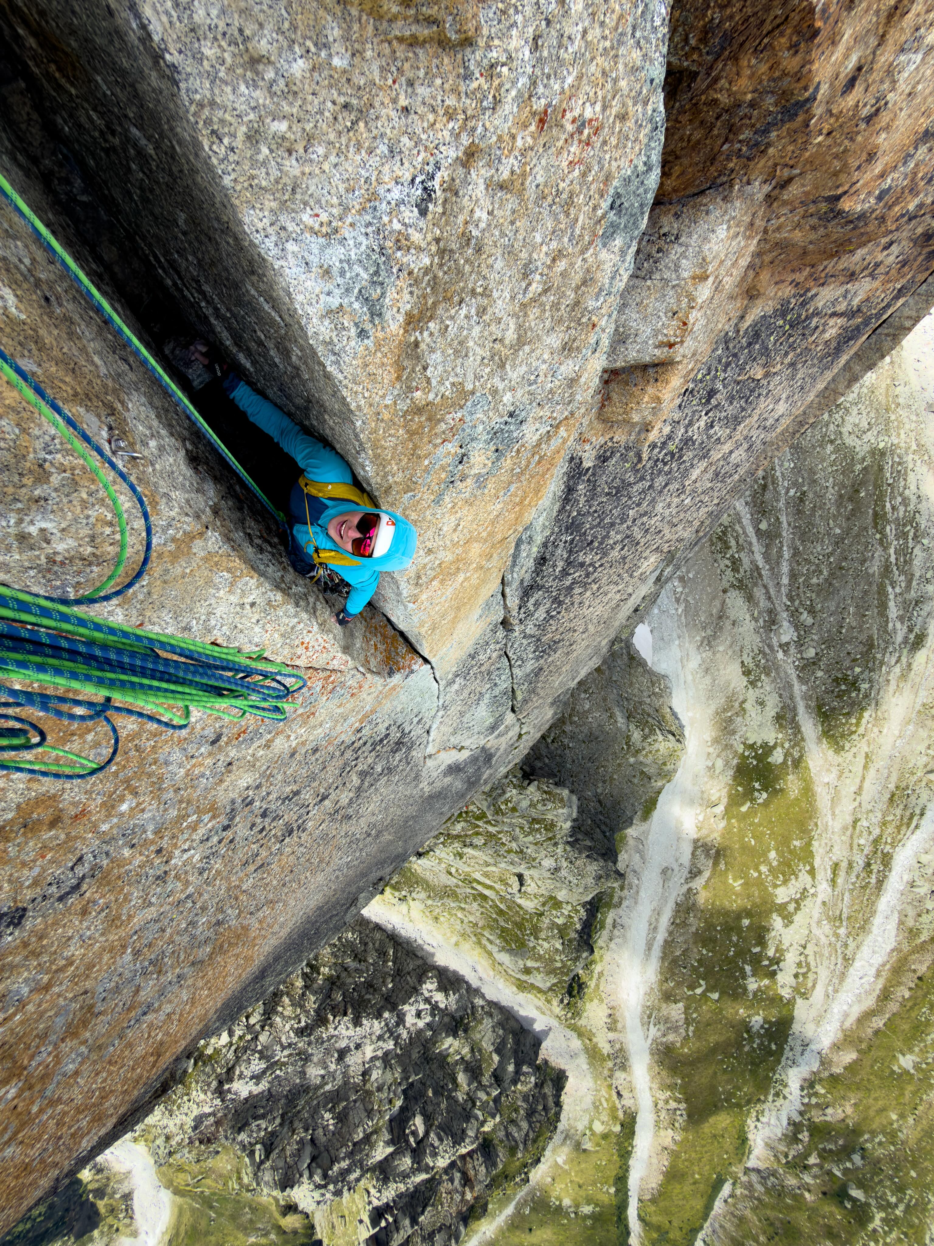 Last week I was off work and spent some time in the Mont Blanc Massif climbing beautiful granite cracks with friends.
The first part of the week consisted of two days climbing on the Petit Clocher du Portalet with @lukedavies_outdoors and staying a night at the @cabane_orny with a rowdy washing up session after dinner. This was my first time visiting the incredible monolith of the Portalet and it lived up to the hype. On day 1 we climbed Espite de Clocher and on day 2 we squirmed our way up the offwidths of Etat de Choc, both were amazing. I had a scary incident on the second 7a pitch of Etat de Choc where a quickdraw unclipped itself as I stuck the crux move (I don’t know how, but my foot must have touched it). Thankfully I didn’t fall off as the next bit of gear was a long way down.
Thanks for a great couple of days Luke. These photos are a mix of mine and Luke’s.
@mountainequipment
@lasportivauk
@britishmountainguides
