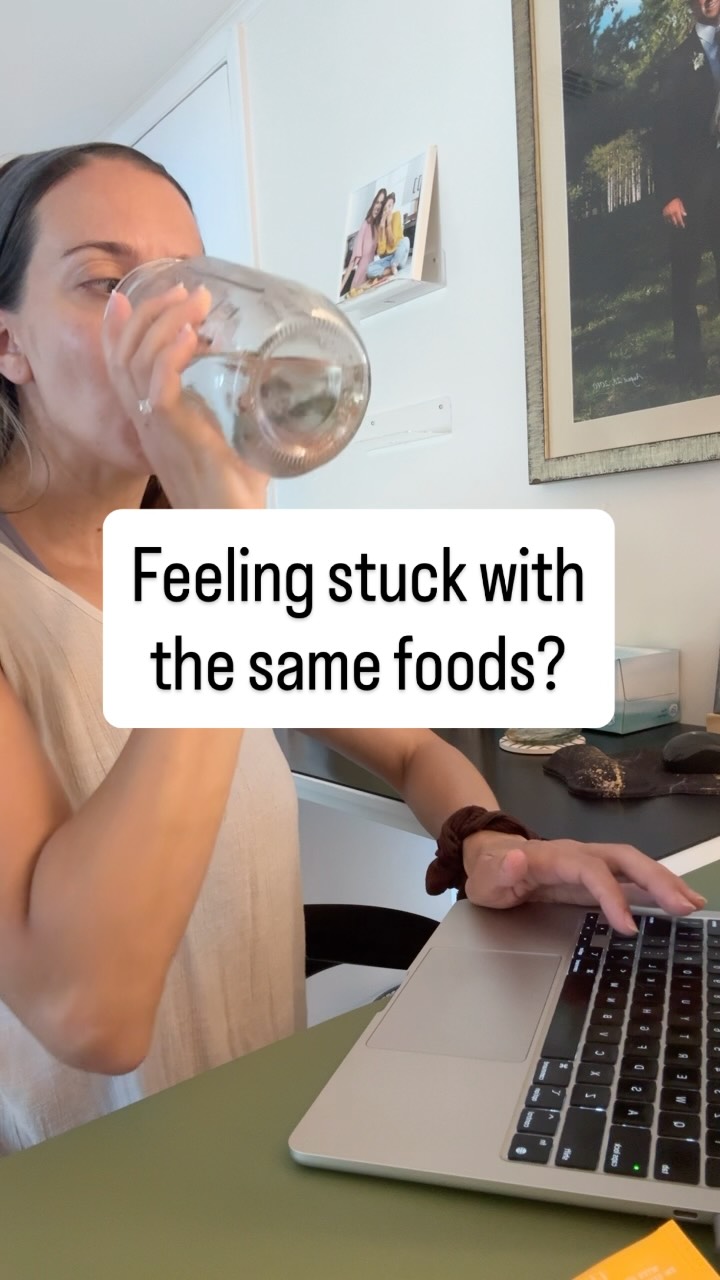 If you feel like you’re eating or serving the same 5-10 foods on repeat, this is your reminder that you’re not failing.
Food allergies can make introducing new foods feel overwhelming, and many worry that repetition means you aren’t getting enough nutrition.
But here’s the good news:
✨ Repetition is normal, and often helpful.
✨ One new food at a time is enough.
✨ Every meal doesn’t have to be perfectly balanced.
✨ Nutrition is built over days and weeks, not a single plate.
✨ You’re doing better than you think.
The goal isn’t perfection. It’s helping you meet nutrition needs while building confidence around safe foods.
#foodallergies #nutrition #safefoods #confidenteating #registereddietitian