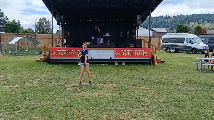 What better way to celebrate the Hot Sauce Festival than to “Spice Up Your Life” and “LipGloss”! 🌶️💃🩷💜🩵
Our @mtviewcc dancers lit up the stage with confidence, joy, and so much heart! We are incredibly proud to provide opportunities like these that allow young people to grow, express themselves, and give back through the art of dance.
We believe every performance is more than just a show. It’s an opportunity to build confidence, strengthen community, and create unforgettable experiences.
Thank you to everyone who cheered on our dancers and helped make this event so special. Here’s to creating more opportunities for our youth to shine! 🤩🩷💜🩵
Special Thank You To @mcmillinfarm @djandrewtgo ❤️
#TheBackstageFoundation #Community #DanceWithPurpose #YouthEmpowerment #hotsaucefestival