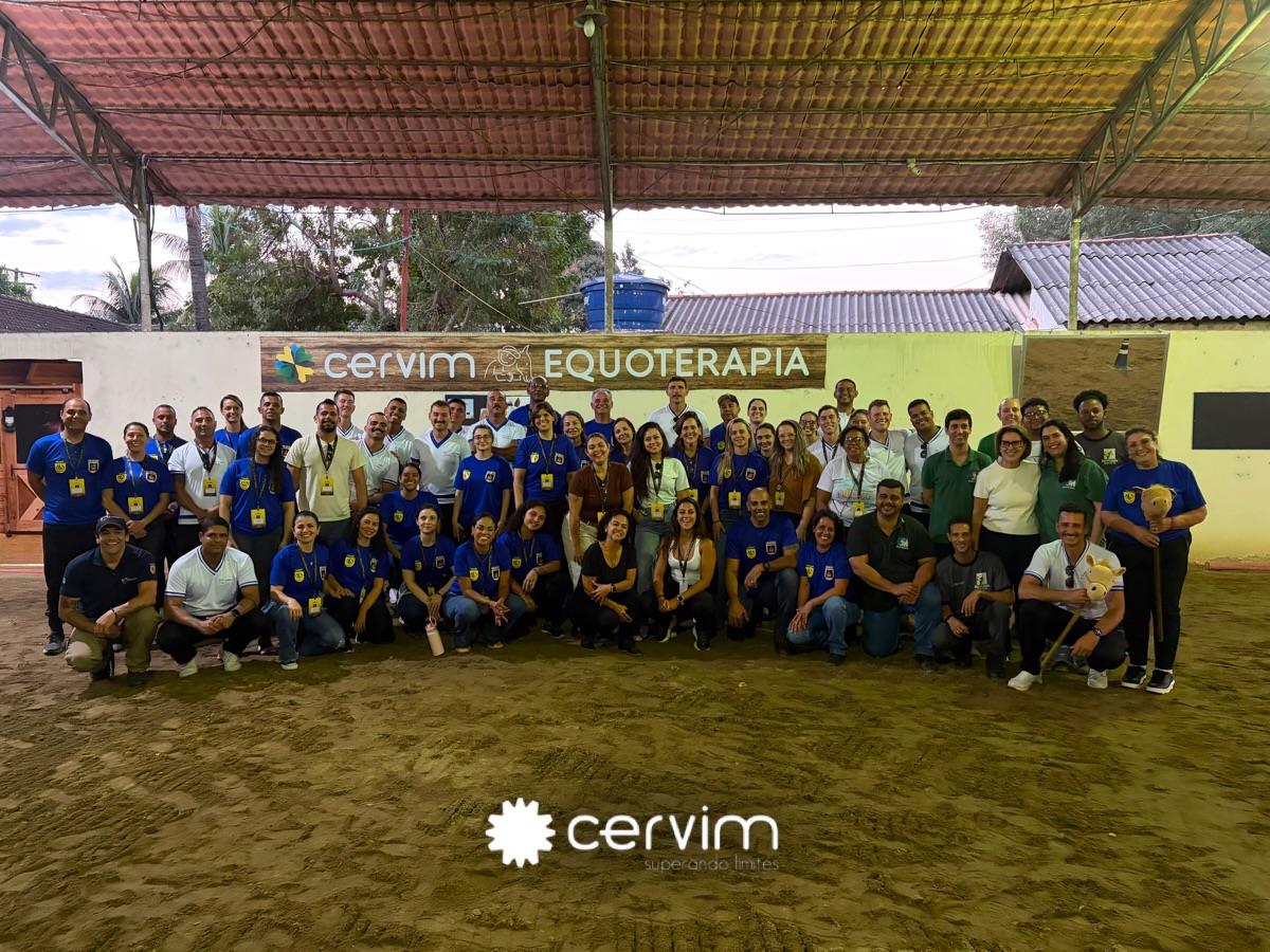Mais um ano recebendo, com muita satisfação, a turma de Equoterapia da ANDE-Brasil para um dia de aula prática e palestra com a Dra. Tânia Frazão. 🐎🍀
É uma honra sermos, mais uma vez, escolhidos como campo de formação, compartilhando mais de 20 anos de experiência em um Centro que se tornou referência nacional em Equoterapia e reabilitação.
Acreditamos que compartilhar conhecimento fortalece a prática clínica e contribui para transformar vidas. Obrigado à ANDE-Brasil pela confiança e a todos os alunos pela dedicação ao aprendizado. 🌻
Parabéns a equipe Cervim, por toda dedicação e comprometimento! 🌟
#equoterapiabrasil #equoterapia #andebrasil #cervim20anos #reabilitação