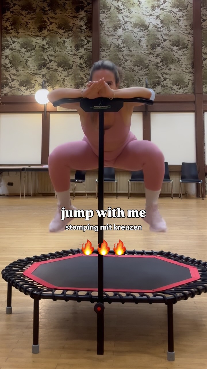 banger 😮💨👀🔥
#jumping #jumpingfitness #fitness #trampolin #cardio