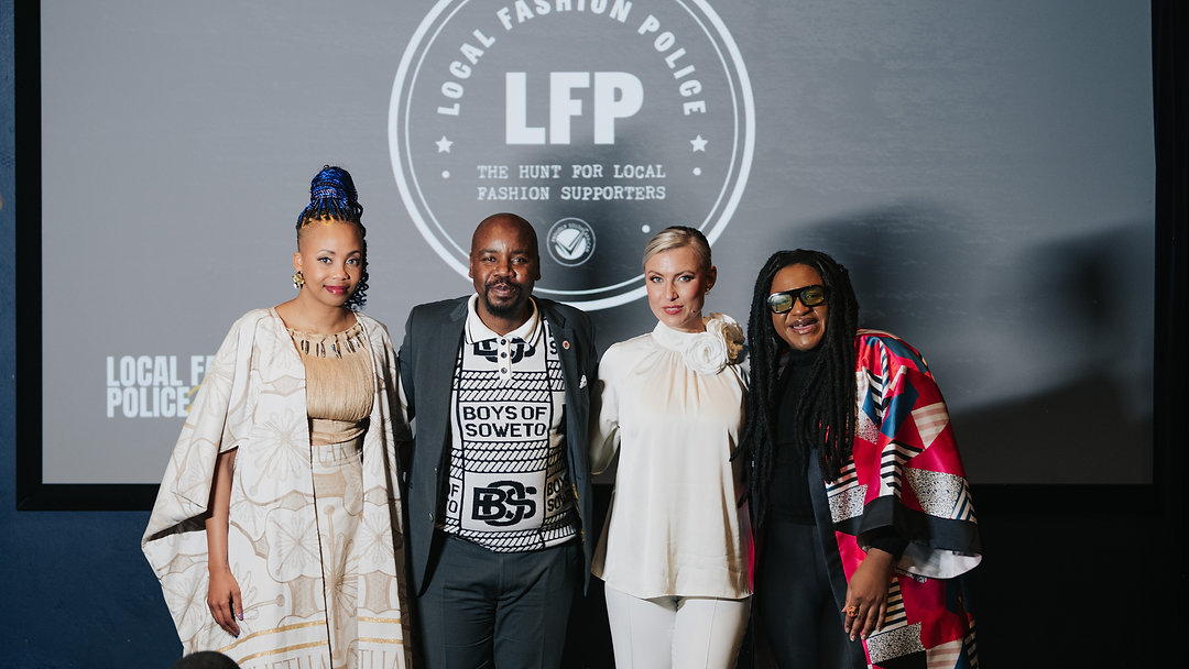 Rokisang, Thungisani! Local Fashion Police returns — sixth edition, R50 000 prize, and your chance to shout out the local fashion heroes. Tag a supporter and tell us why they deserve the win. Link in Bio
https://www.trendsetteronly.com/post/local-fashion-police-2026-the-hunt-for-local-fashion-supporters-is-back
#localfashionpolice2026 #lovedheremadehere #supportlocal #fashionlovers