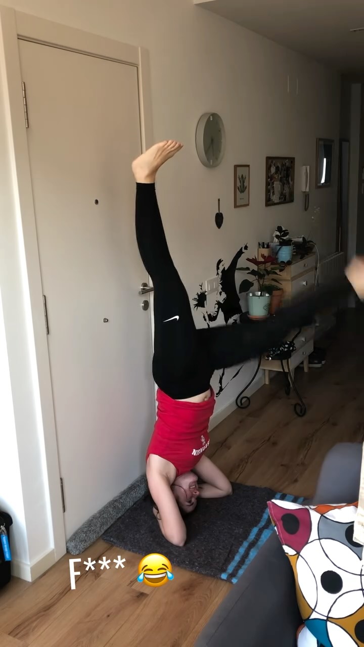 I have more old videos of me doing headstands than any other asanas 😂
But believe me they were all super challenging for me: downdog, chaturanga, wheel, bow… you name it!
Headstands may look impressive, but the real transformation wasn’t happening upside down.
It was happening in my mind.
In going from autopilot and old conditioning and definition of success to actually embracing life.
In feeling stronger, calmer, more confident.
In feeling better physically and mentally, one yoga class at a time.
Sometimes I wish I could talk to 32-year-old Aurélie, when she first started yoga in Barcelona.
If I told her, “One day you’ll be teaching yoga full-time in your own studio in Austria,” she would probably laugh in my face 😂
But here we are.
Life gets pretty exciting when you start writing your own story.
And yes — if you’re thinking, “Easy to say, not easy to do”…
I agree.
Yoga doesn’t magically change your life overnight.
But if you keep showing up, something starts to shift.
Little by little, without even realizing it, you start moving closer to the life you’ve always dreamed of.
And no, you don’t need to become a yoga teacher.
You don’t need to start your own business.
You don’t need to change your entire life.
Yoga simply helps you hear yourself more clearly.
To discover what your path is.
And, little by little, gives you the strength and courage to walk it. 💪