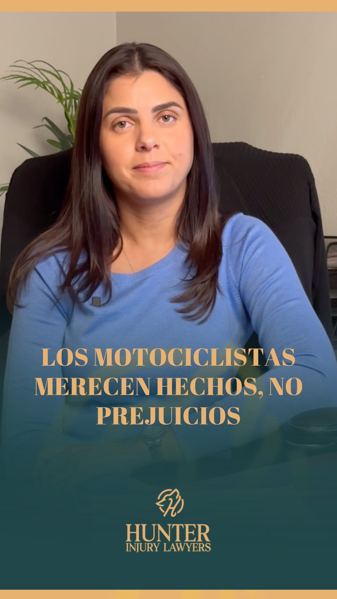 Los accidentes de motocicleta suelen estar rodeados de prejuicios.
Con demasiada frecuencia, las personas asumen que el motociclista fue el responsable antes de conocer lo que realmente ocurrió. Pero en un caso de lesiones personales, las suposiciones no sustituyen la evidencia.
Muchos accidentes suceden porque otros conductores no ven a los motociclistas, realizan giros sin ceder el paso, cambian de carril sin verificar sus puntos ciegos o conducen distraídos.
Y debido a la poca protección que ofrece una motocicleta, incluso un impacto a baja velocidad puede provocar lesiones graves con consecuencias que cambian la vida.
Cada accidente merece una investigación basada en los hechos, la evidencia y las circunstancias reales del caso, no en estereotipos.
To Others, It’s Just Business. For Us, It’s Personal.
#AccidenteDeMotocicleta #LesionesPersonales #SeguridadVial #Abogados #HunterInjuryLawyers Florida Motociclistas Derechos