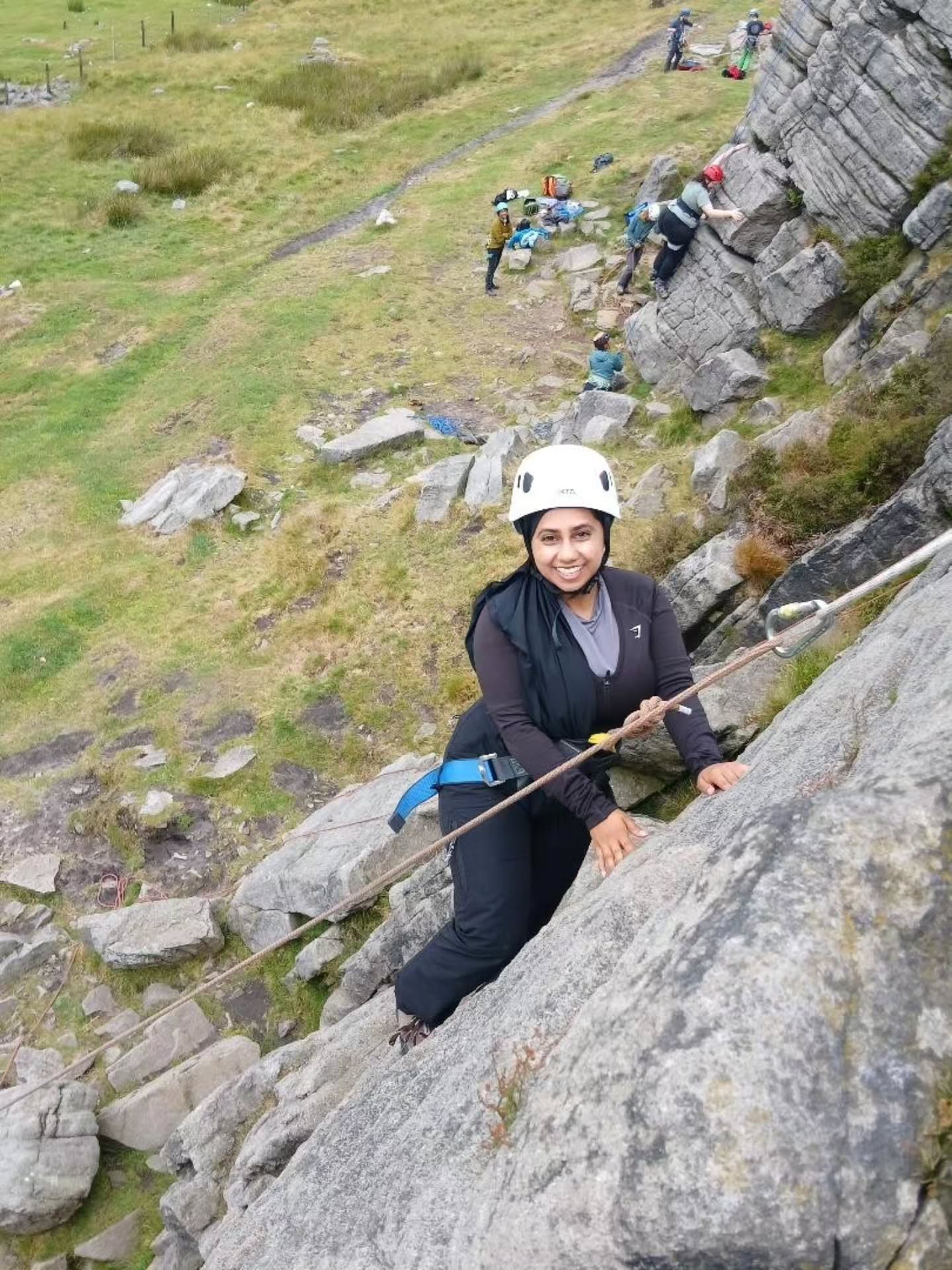 July was been a pretty busy work month, with a glorious spell of good weather - although a bit too hot at times 🥵 😅
I finished lots of work days feeling more psyched for swimming than climbing. Feeling very lucky to have lots of lakes and rivers on the doorstep 🙏🏊♀️
✅️ @rock.and.roots outdoor bouldering and trad weekend
✅️ Coaching trad climbers to improve their grade and headgame
✅️ Guided classic climbs on Pillar and Napes
✅️ Outdoor bouldering workshop for @boulder_uk
✅️ @mtntraining RCI training course
✅️ Intro to Trad workshop
✅️ Sport climbing tuition
✅️ Learn to Lead trad tuition
The end of the month brought a bit more time off after some really full work weeks - time for catching up with friends and more personal climbing time 🙃🧗🏽♀️