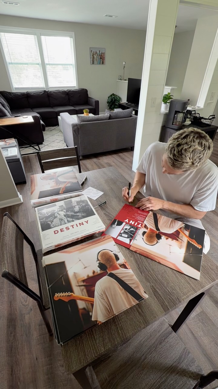 I’ll sign yer vinyl 🙂 JudeSmithMusic.com