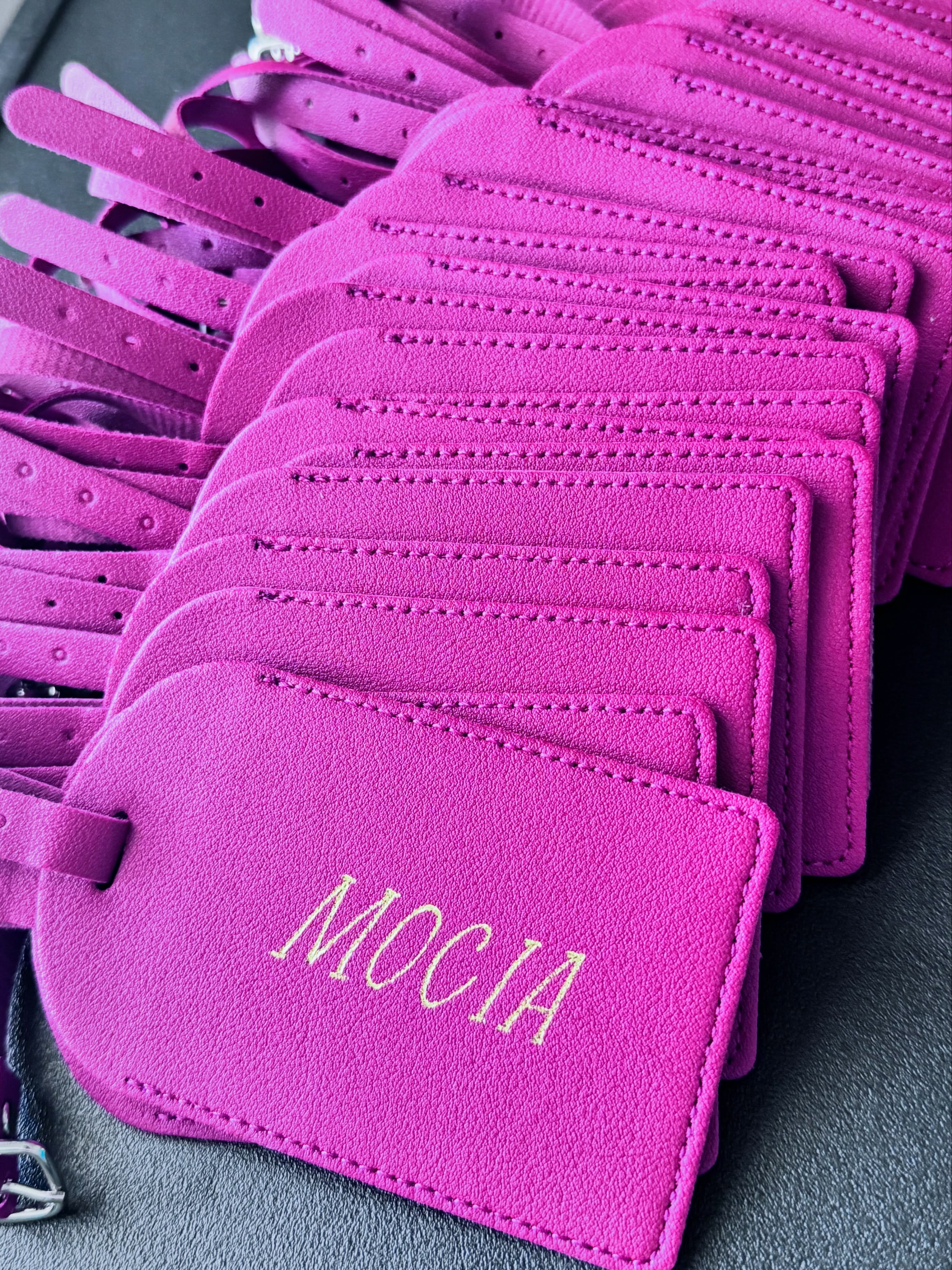 It's rare that I get to write in script, so I was thrilled when this project came across my desk. Over 100 luggage tags in total, all in this fresh, fun script. These are the perfect personalized gift for a back to school party. I can't wait to hear how each guest likes their luggage tag!
First Light Calligraphy offers bespoke calligraphy and live event artistry for luxury brands, corporate activations, and unforgettable events. β¨