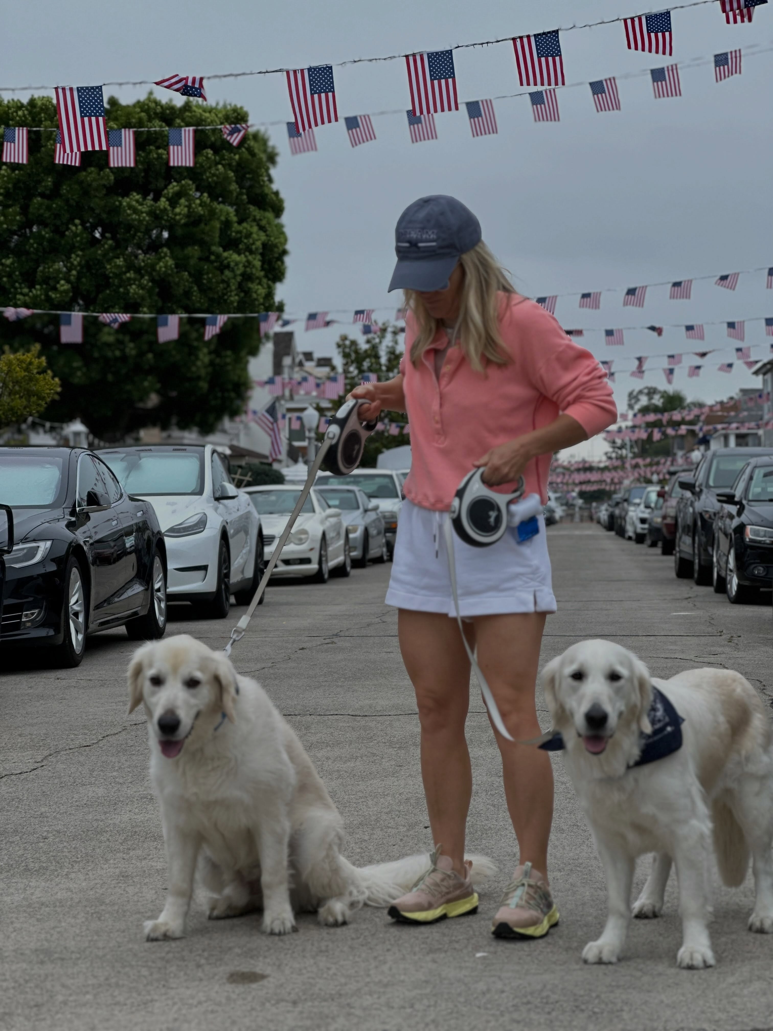 Best part of RVing? Dogs! The fact that you get to bring whatever you want on your RV trip…including the dog…now that’s a trip I can get behind! #goldenretriever #rvlife #keepyourdaydream