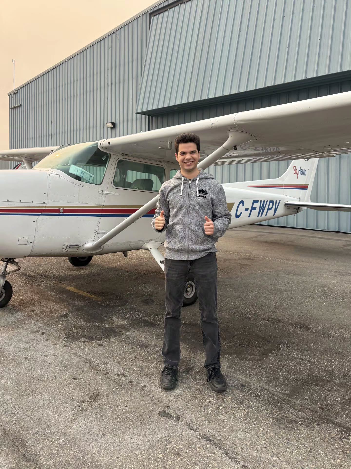 Solo Saturday!
Huge congratulations to Julian for completing his first solo today! 🛩️ Way to go!
.
.
.
#studentpilot #firstsolo #cybw #c172