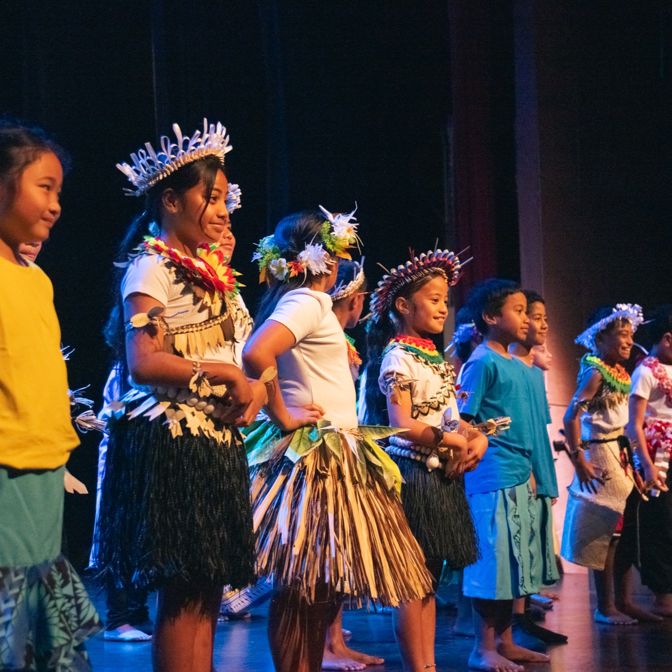 2026 Navigator's of the Pacific: a fantastic night where our dynamic MCs: Emily, Winnie and Tenano kept the audience revved up and in anticipation for every act.
Dancing, a visiting choir, guest primary schools Warkworth and Wellsford, and our own amazing college performers came together in a blast of colour and energy.
Families brought delicious food for our shared supper, conversation flowed, and we all left basking in the glow of a wonderful evening.