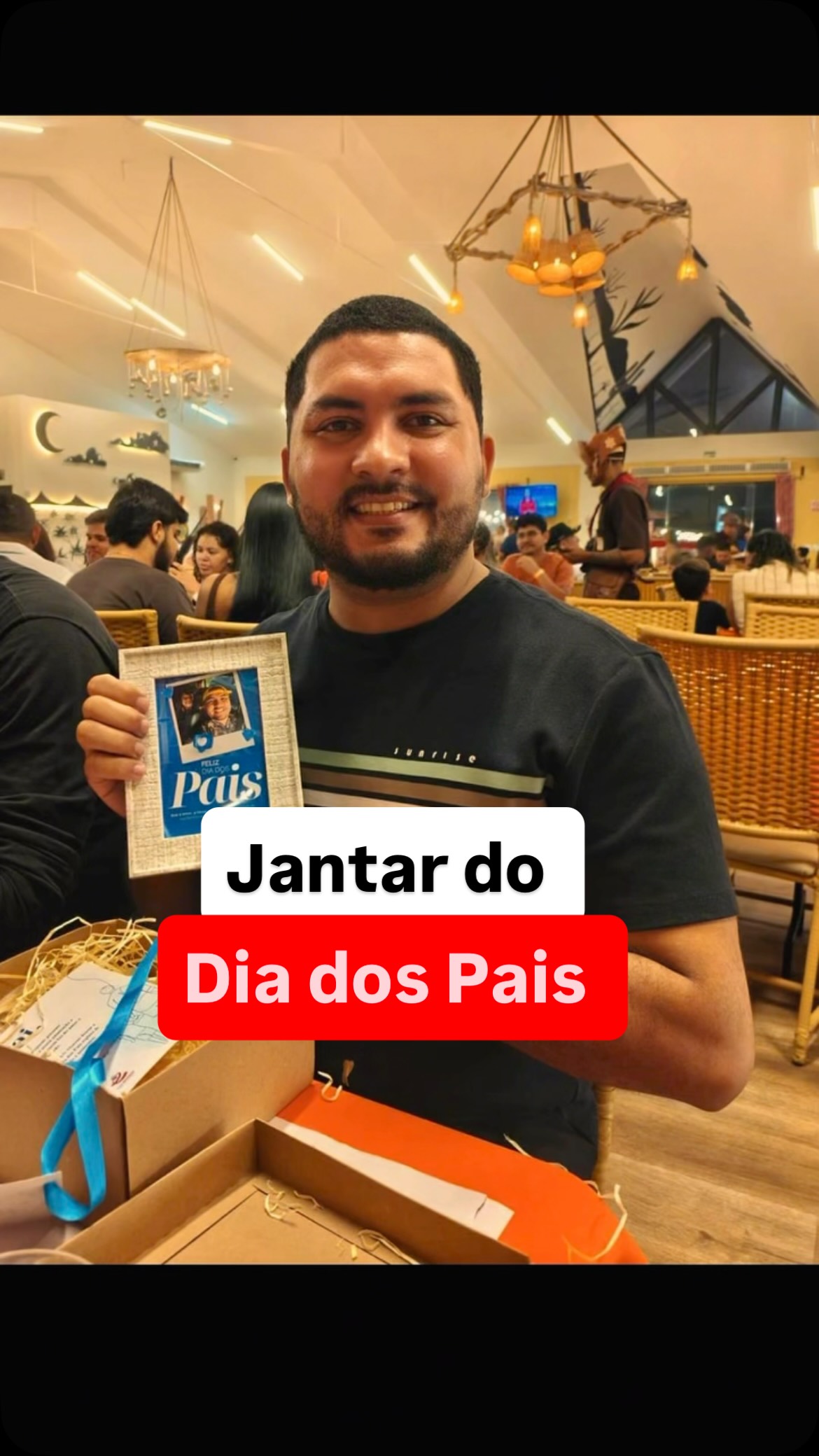 💙 Feliz Dia dos Pais!
Hoje celebramos aqueles que cuidam, protegem, ensinam e amam de um jeito único.
Que nunca faltem saúde, carinho e momentos especiais ao lado de quem faz a vida valer ainda mais a pena.
A todos os pais, nosso carinho, admiração e gratidão. Feliz Dia dos Pais!💙