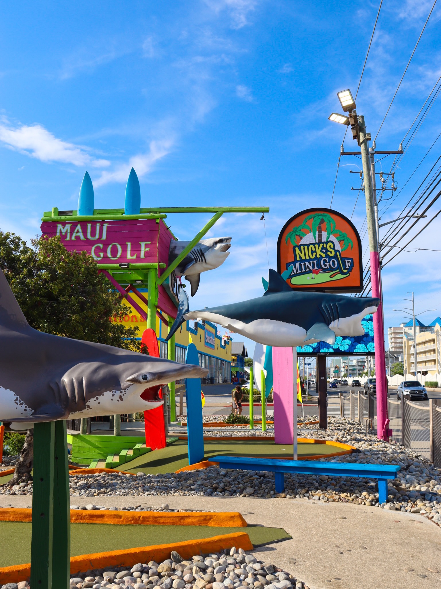 Have you been to our Maui Golf location on 57th street yet?! 🌴
Maui Golf is a legendary course in OCMD! This beautiful midtown 18-hole mini golf course features a waterfall and an island in the middle that has 2 holes!! 🦈
This course is walking distance to Fager’s Island, Seacrets, & many other OCMD favorites! Free parking in our parking lot located behind the course. ☀️