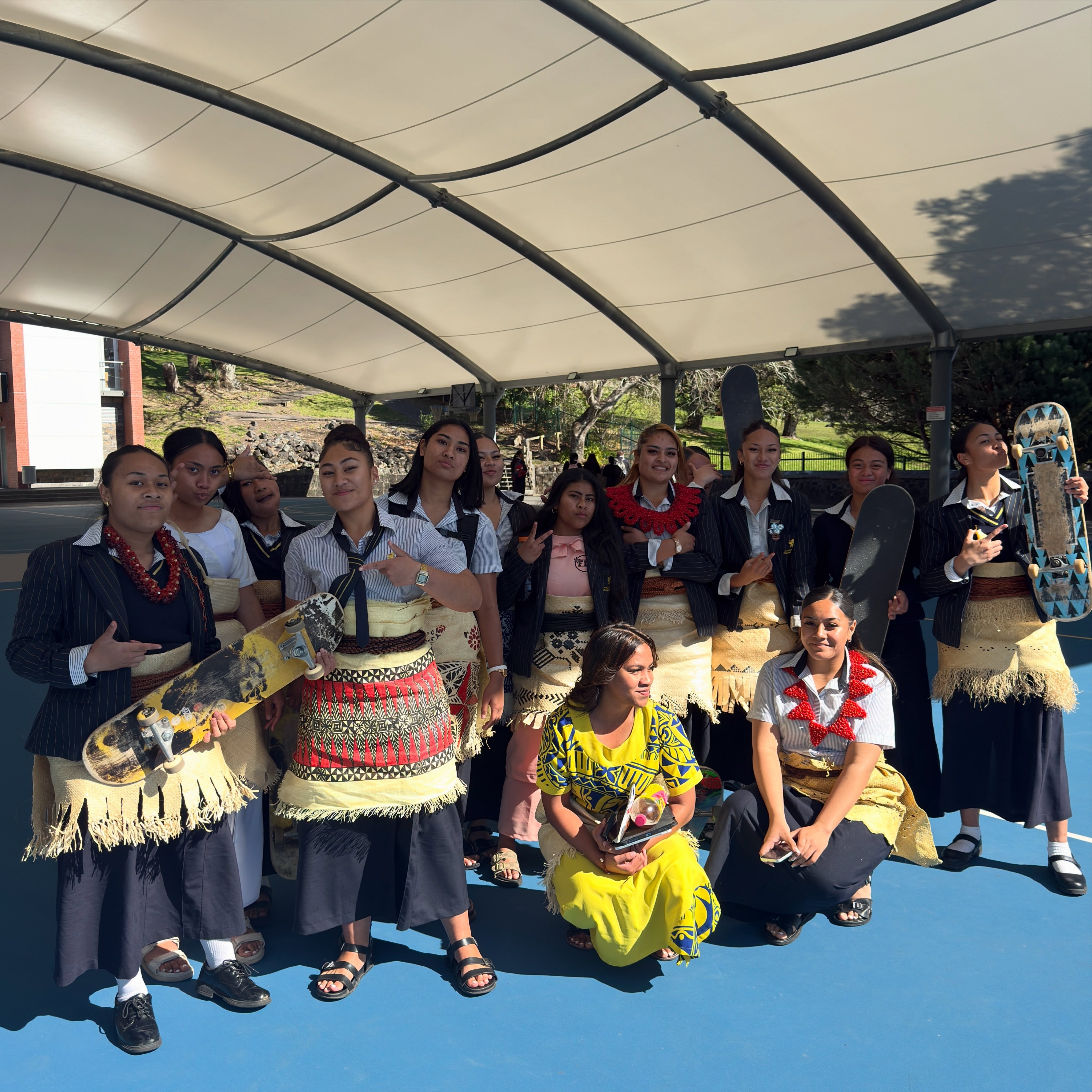 It’s Tongan language week 🇹🇴 and the girls at Auckland Girls Grammar rolled straight out of their full school cultural performance and had a lunch time skate, the vibes were high 🥳 so awesome to see the girls trying something new, pushing themselves & having heaps of fun with their friends 🫶🫶🫶