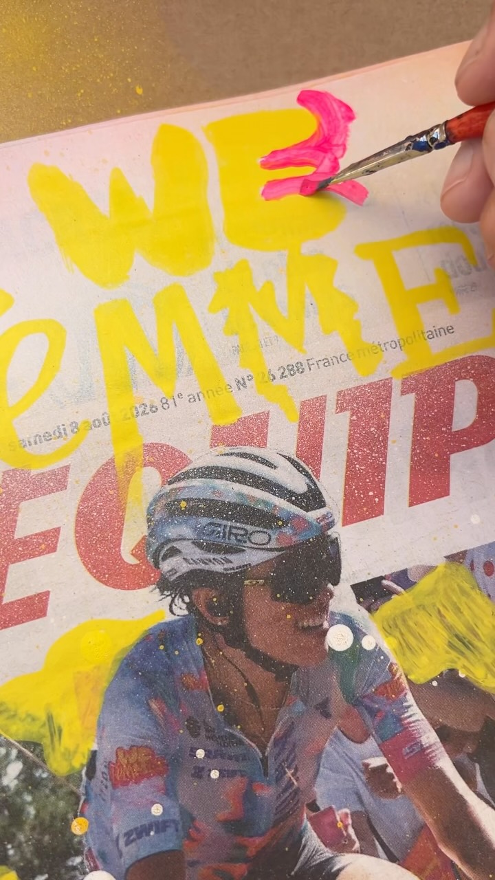 La UNE de @lequipe réinventé
LA CASSE AU VENTOUX - Journal de l’équipe du 8 Août 2026 _ @kasianiewiadoma94
➡️Disponible sur mon site web !
-
@lequipe’s front page, reimagined
THE BREAKAWAY AT LE VENTOUX – *Journal de l’équipe*, 8 August 2026
➡️Available on my website!
📸 Credit photo @etiennegarnier
-
#kasianiewiadoma #tourdefrance #cycling #tdf2026 #cyclist