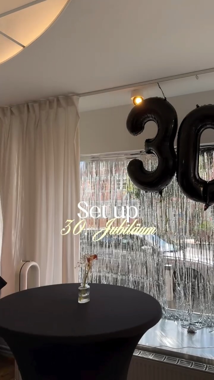 Herzlichen Glückwunsch zum 30. Jährigen Jubiläum🍾
@stadtfriseur_geesthacht
Vielen Dank, dass wir an diesen besonderen Tag mit unserer Fotobox begleiten durften! 📸🥂
#elbuferevents #Fotobox #stadtfriseurgeesthacht #Jubiläum