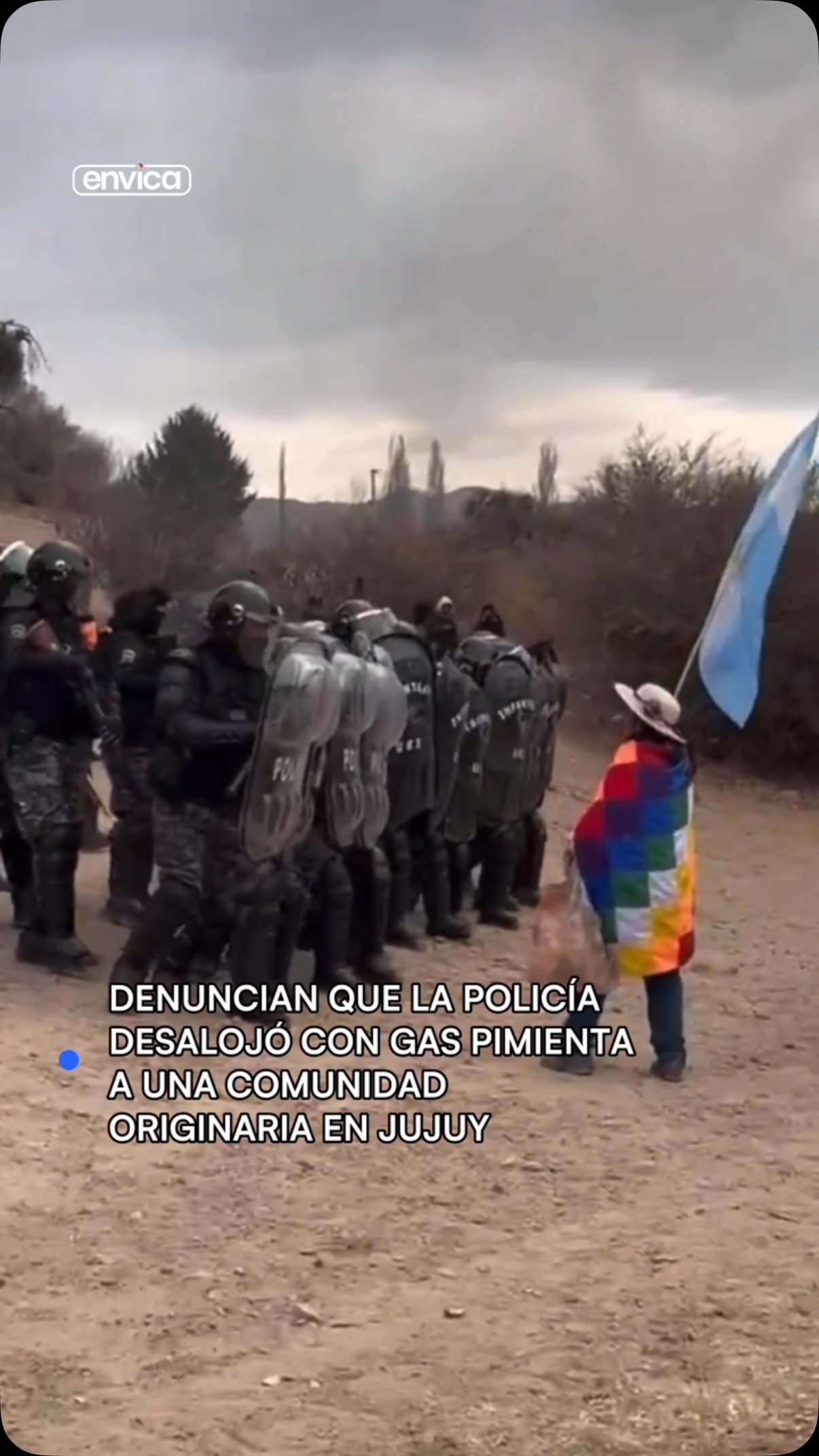 Denuncian un desalojo en Jujuy a una comunidad originaria
-
#jujuy #argentina #pueblosoriginarios