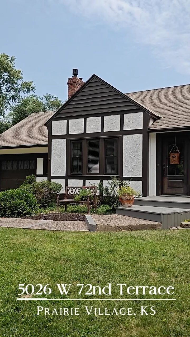 Coming Soon in Prairie Village!!
Charming, updated, and move-in ready. This amazing home features hardwood floors, an updated kitchen, and light filled living spaces. Located minutes from shops, restaurants, parks, and more!
Contact Veronica Jaster for more information!
816.213.4623