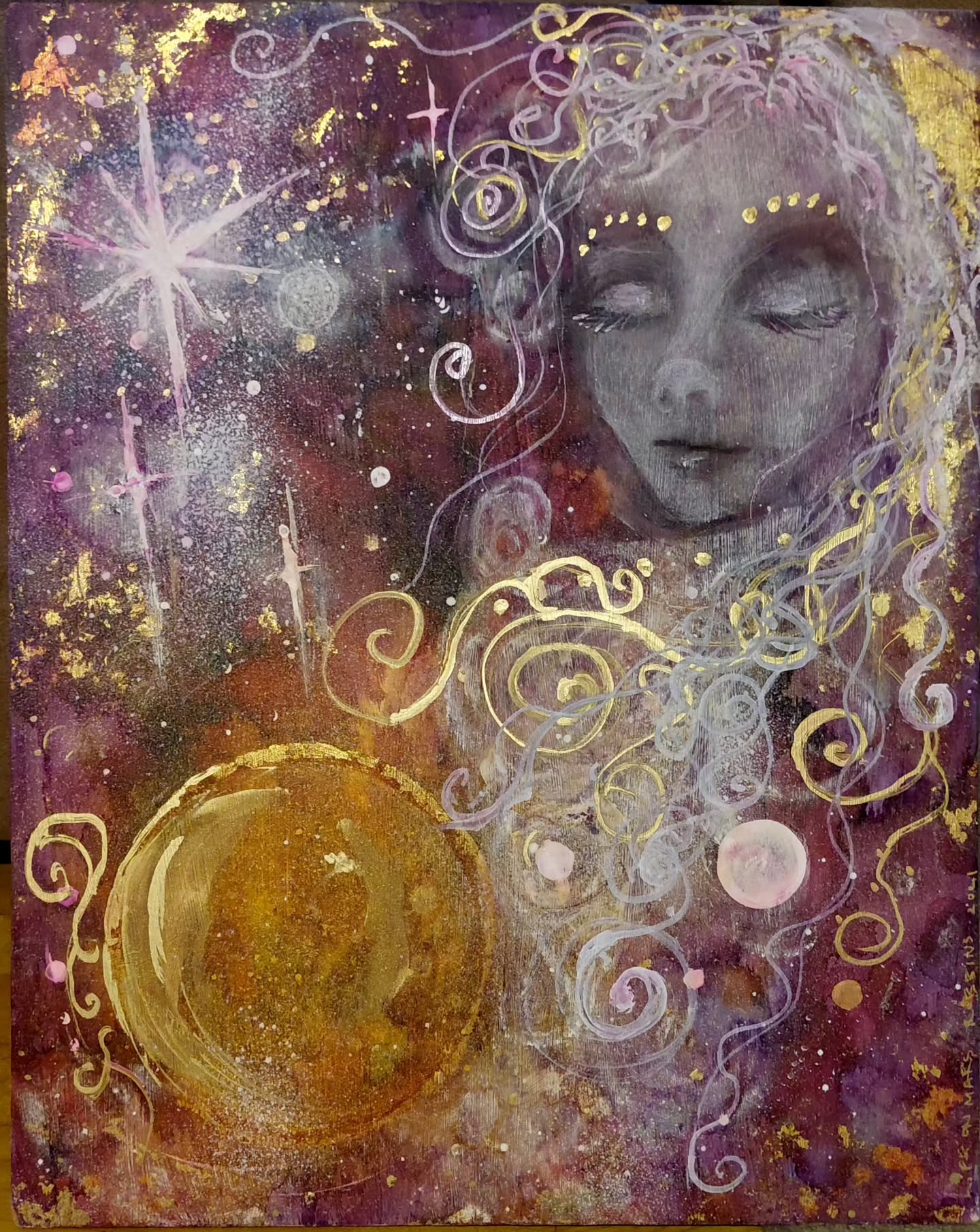"Life on Mars." Alcohol ink, activated charcoal, acrylic, oil detail, compressed gold on 16x20 birch panel. This was mostly a big piece of purple I did several years ago and seemed to think it was finished, but it wasn't. Isn't. I will be giving her a nose job, obviously. There will always be room for more gilding, and also I wonder if I should paint three tiny mice in her hair or if that't too On The Nose (pun not intended but I cant unsee it) which it is. Since bedtime was a couple hours ago and I've got to have my game face on tomorrow (whatever that means) I should call it a night and quit poking at this painting.
The crickets started their conversation tonight. Just a big bowl full of wrong, right there. I thought that wasn't supposed to happen until September. Crickets, I mean, and their cheerful chatter. It's too early to start thinking about fall outside of the aisles of craft stores and trying to write SEO-friendly descriptions of paintings on etsy. They must be confused, the peepers of Autumn.
Welp. I've officially lost my train of thought, and need to go have a weird dream. Xoxo