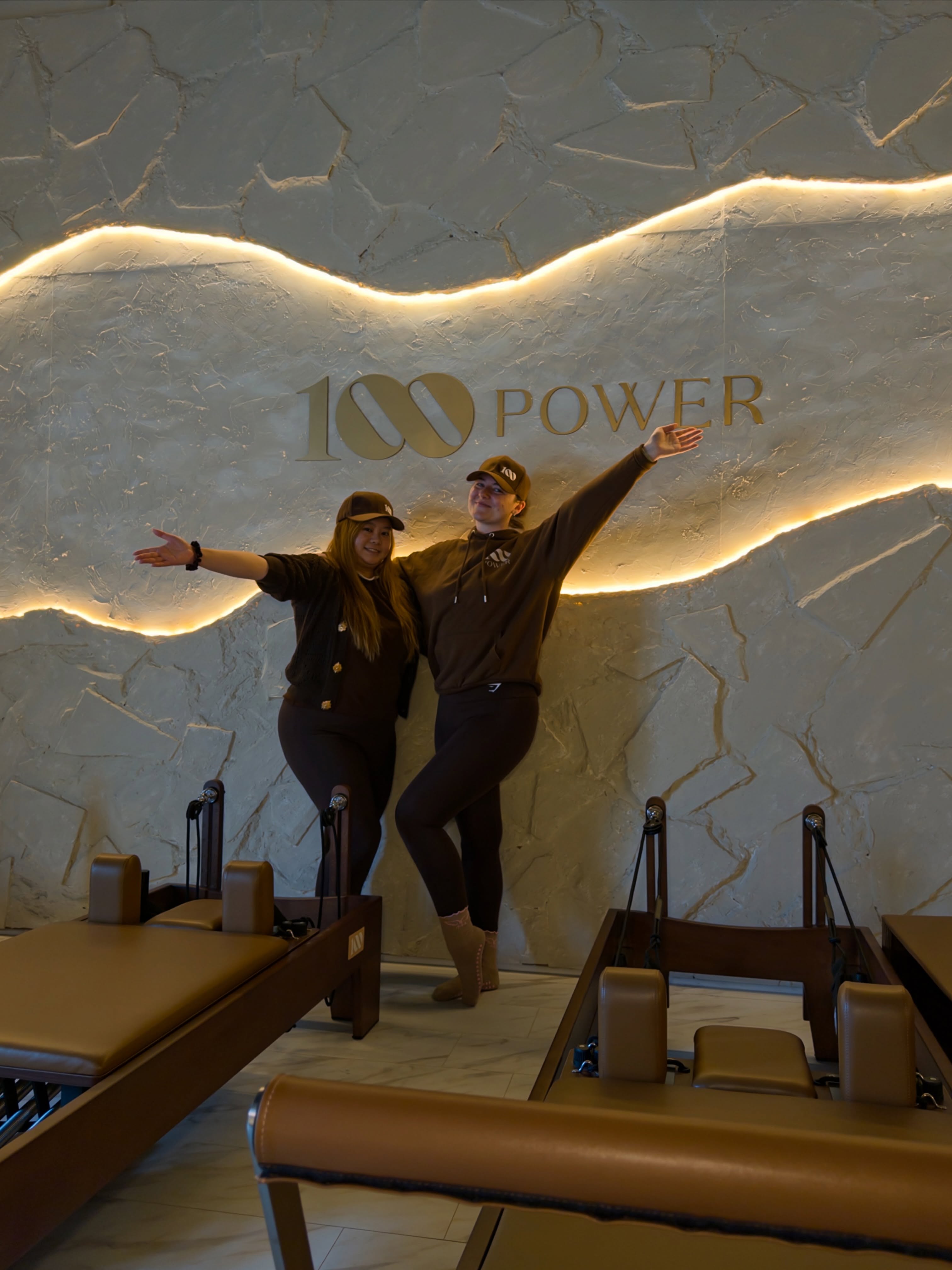 Spend launch weekend with us 🥳🥳
On saturday we celebrated the launch of @100powerpilates Wrexham with a huuuuuge opening party with 103 people!!!
It was an incredible day packed with smiles, games, community and pilates 🧘🏻♀️🤍
Then on Sunday we spent the day unwinding together (needed) with a walk around Ellesmere Lake, some reformer pilates, a trip to the cinema and lots of yummy food 😋
Oh and listening to the same 5 songs on repeat 🤣🤣🤣
What a weekend 🥹