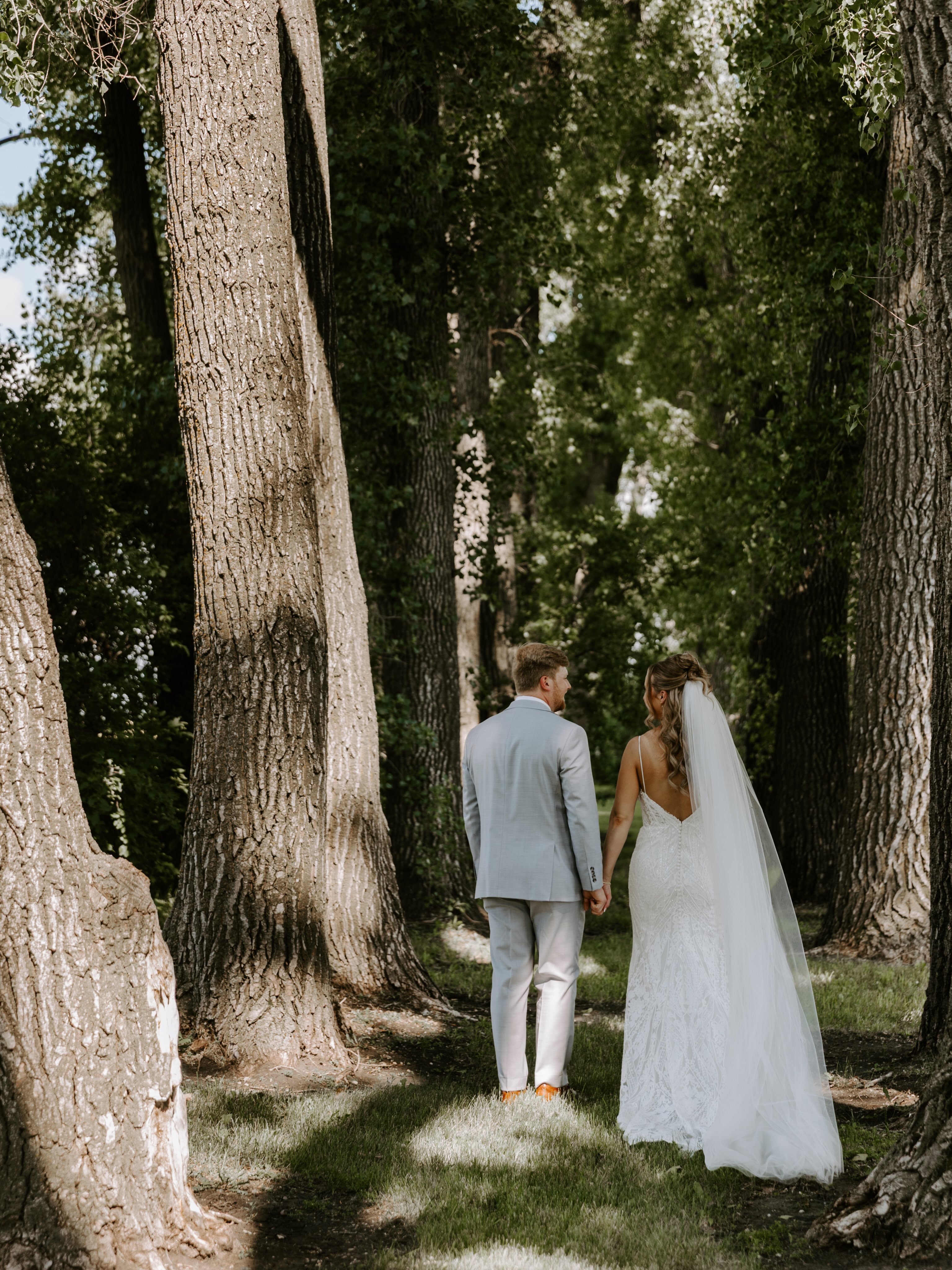 The heritage cottonwood trees are a favourite spot for photos
Photo @victoria_koehler_photo
Food @chefkevinfunk
Hair @classicimpressions
Make up @courtartistry
Dress @chantalsbridal
#wedding #weddingphotography #weddingdress weddinginspiration