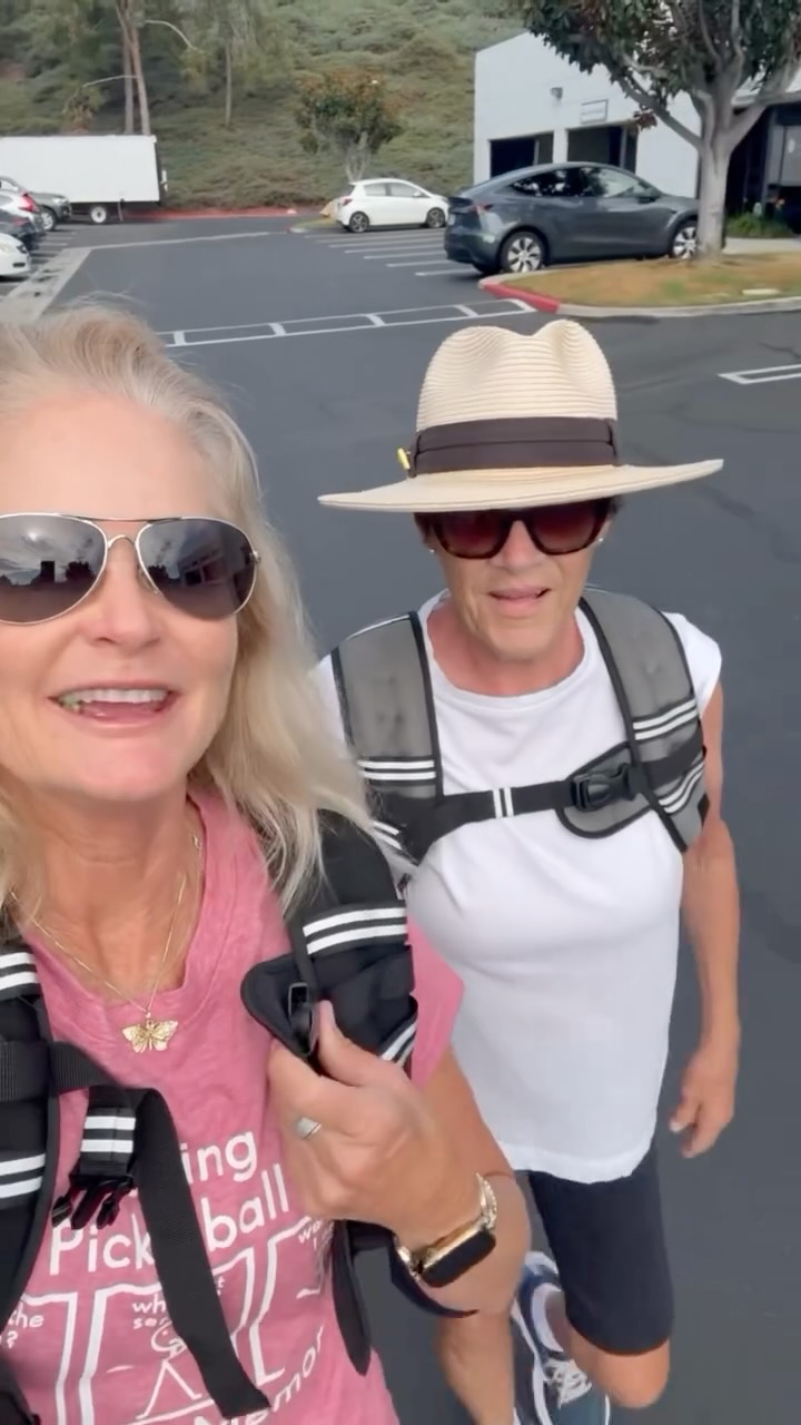 Cindy is always asking for more. Today... she got it. 😄
Not because you have to do more—but because staying curious keeps life interesting.
Here’s to trying new things, sharing a few laughs, and seeing what you’re capable of. 🤍
#align4life #earleywellness #staycurious #healthyageing #movementwithpurpose