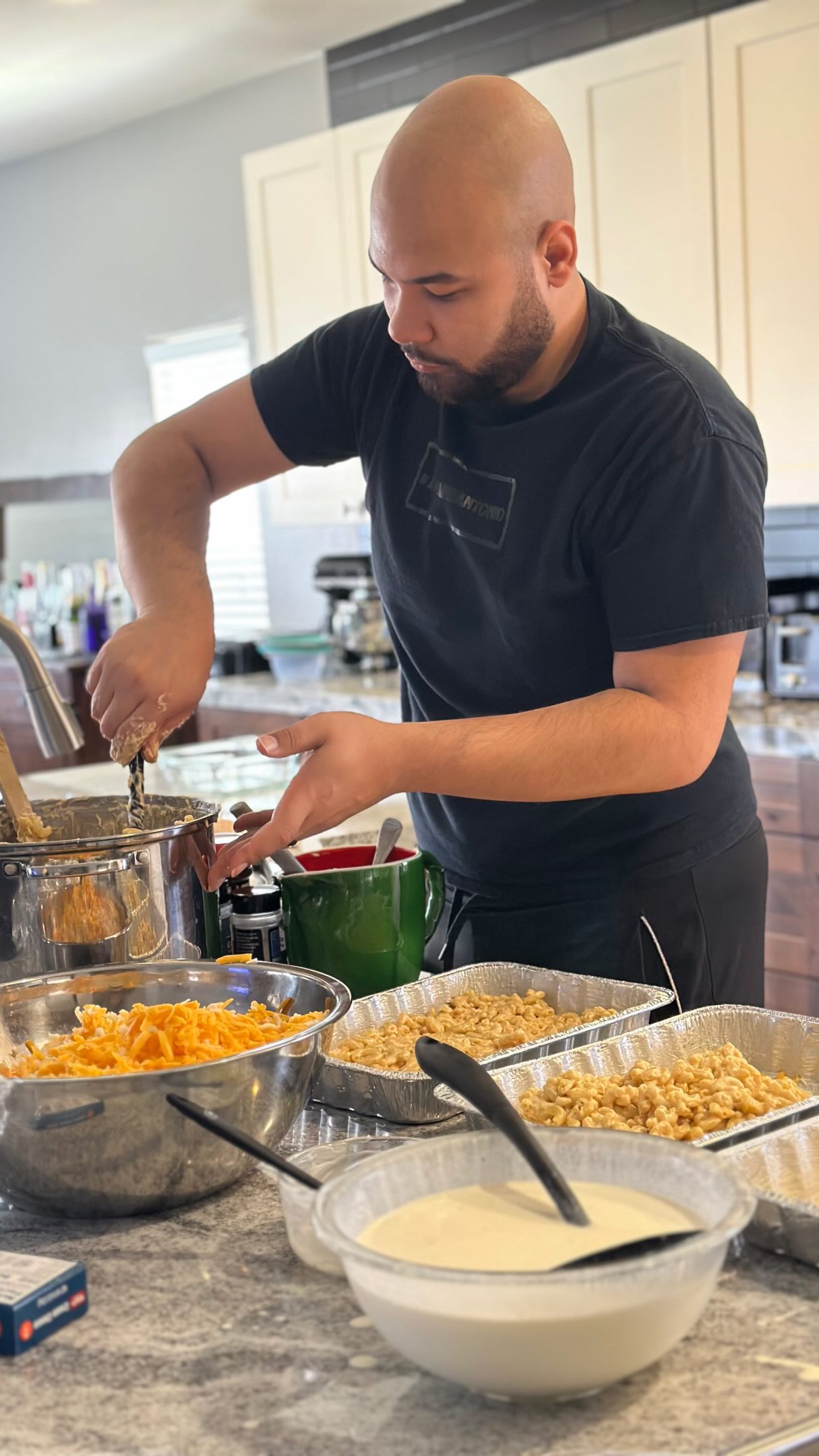 I have three in-person spots left for my Mac & Cheese Cooking Class. Reserve your seat today. 👨🏽🍳😀
Join me this Saturday, August 15th, for an in-person cooking class. Come over, sit back, relax, and enjoy my cooking demo. Ask all the questions and get my super secret tips for an amazing mac & cheese.
Not local? No problem. I have a Zoom option available as well. So, you can join in on the fun from wherever you are.