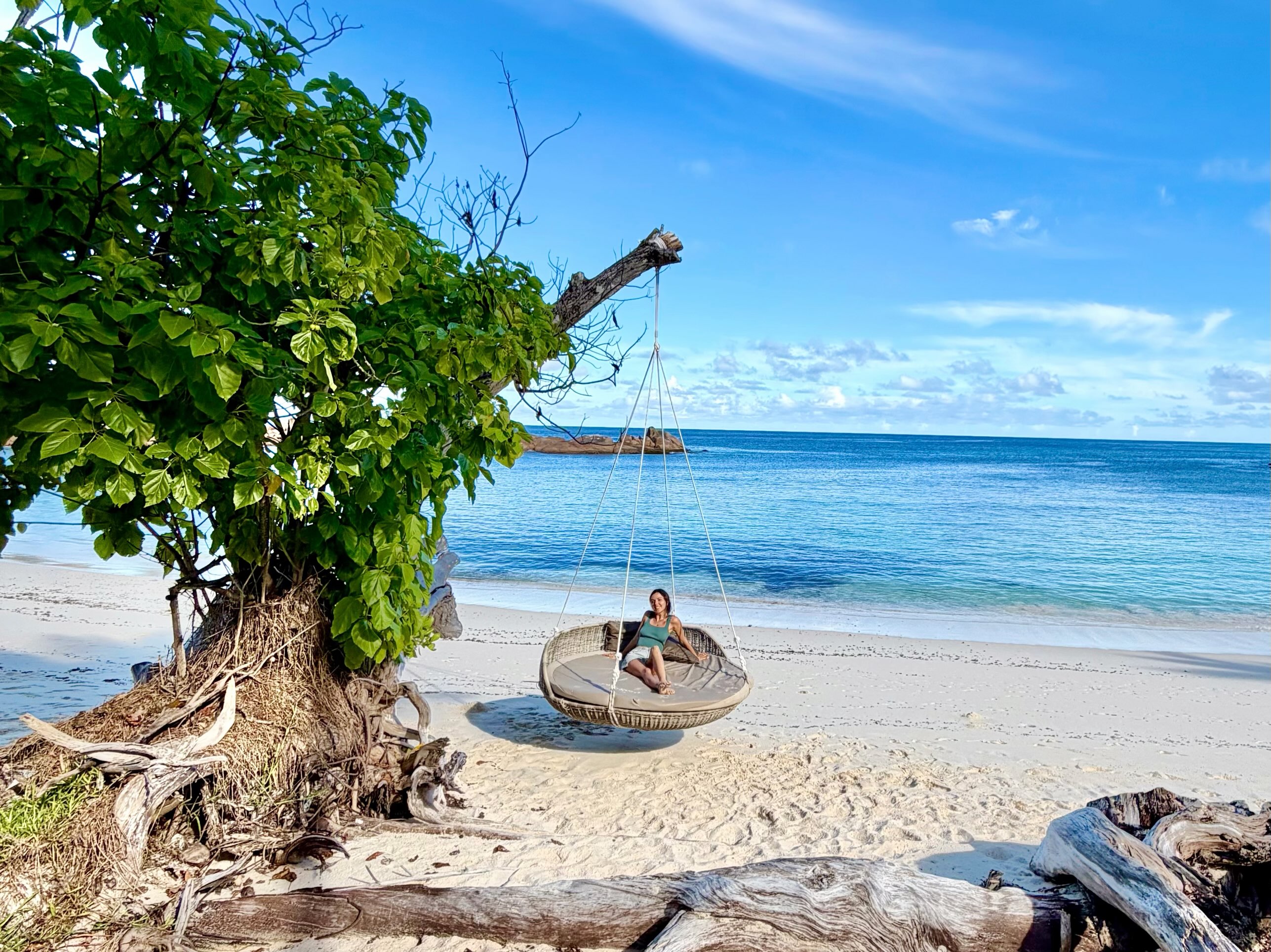Sunrise to sunset at the beach. 🇸🇨 Traveling and taking in people and places, culture and community, landscapes and life is always a mind-expanding gift beyond measure. Greetings from Praslin Island in the Seychelles where our days are filled with the magic of swinging and splashing in the salt water, forging friendships with fishies and turtles and rays in the wild, plantain chips and popsicles, coconuts and castle-making, books and boogie boards and frozen bevvies. As our beloved Seselwa brother Jimmy and his two kids (Zion’s new self-professed “homies” and soccer coaches and swim instructors) reminded us morning, noon and night: hakuna matataaaaa. And indeed it is.