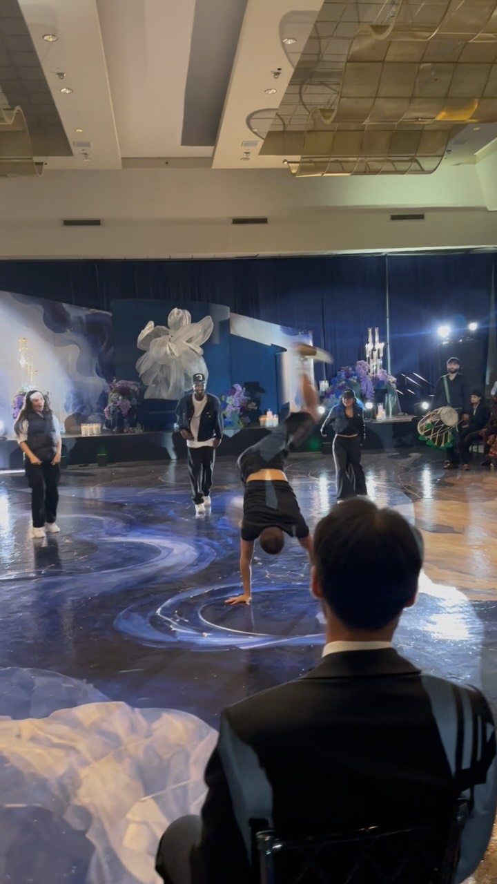POV: You didn’t book the ICEMAN SHOW… 🥶
Meanwhile, everyone at the party is going OFF. 🔥
Hip Hop × Bhangra.
One stage.
One unforgettable release-party experience.
If you know, you know.
The question is…
Are you booking it next? 👀
📩 DM “ICEMAN”
#hiphopdancers #bhangradancers #weddinginspiration