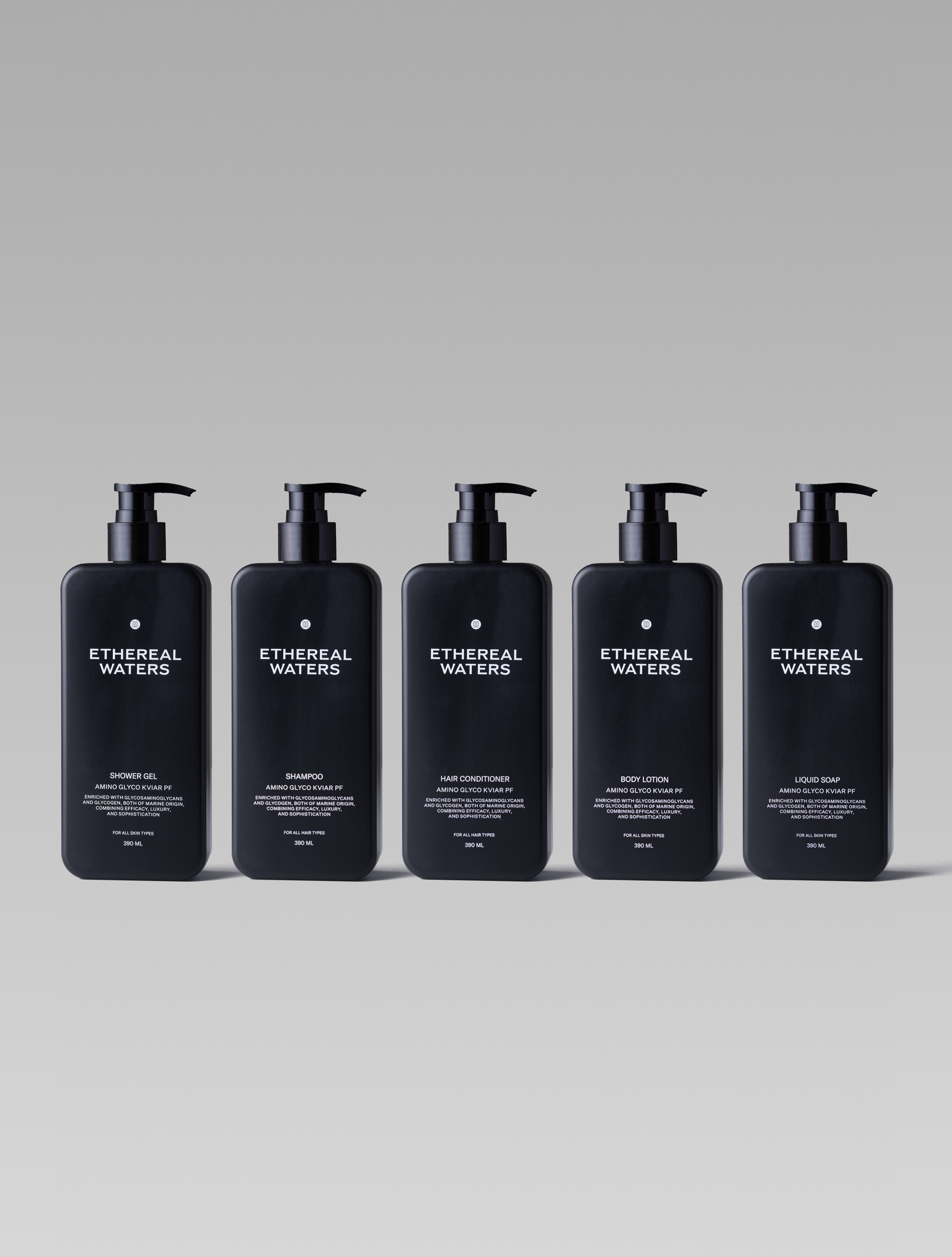 Ethereal Waters, a collection enriched with glycosaminoglycans and glycogen, powerful moisture-binding ingredients that help attract and retain water in the skin.
Glycosaminoglycans support the skin’s natural hydration and moisture balance, while glycogen helps maintain a well-hydrated, smooth and supple feel.
A refreshing formula that combines effective hydration with a refined sensory experience and elegant design.