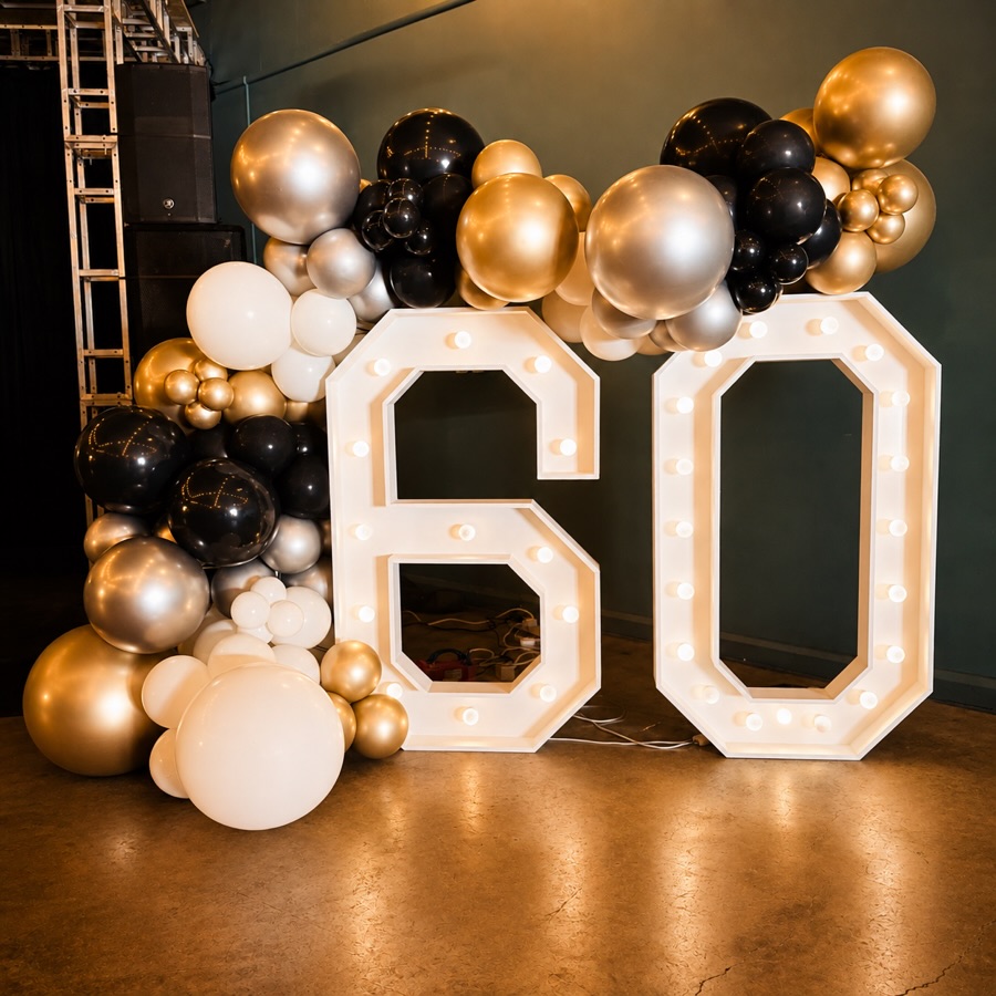 Balloon garland on light up numbers π€© @roosterstaproom has the best event space upstairs!
#balloongarland #lightupnumbers #harrogateballoons #balloonartist #organicballoongarland ha