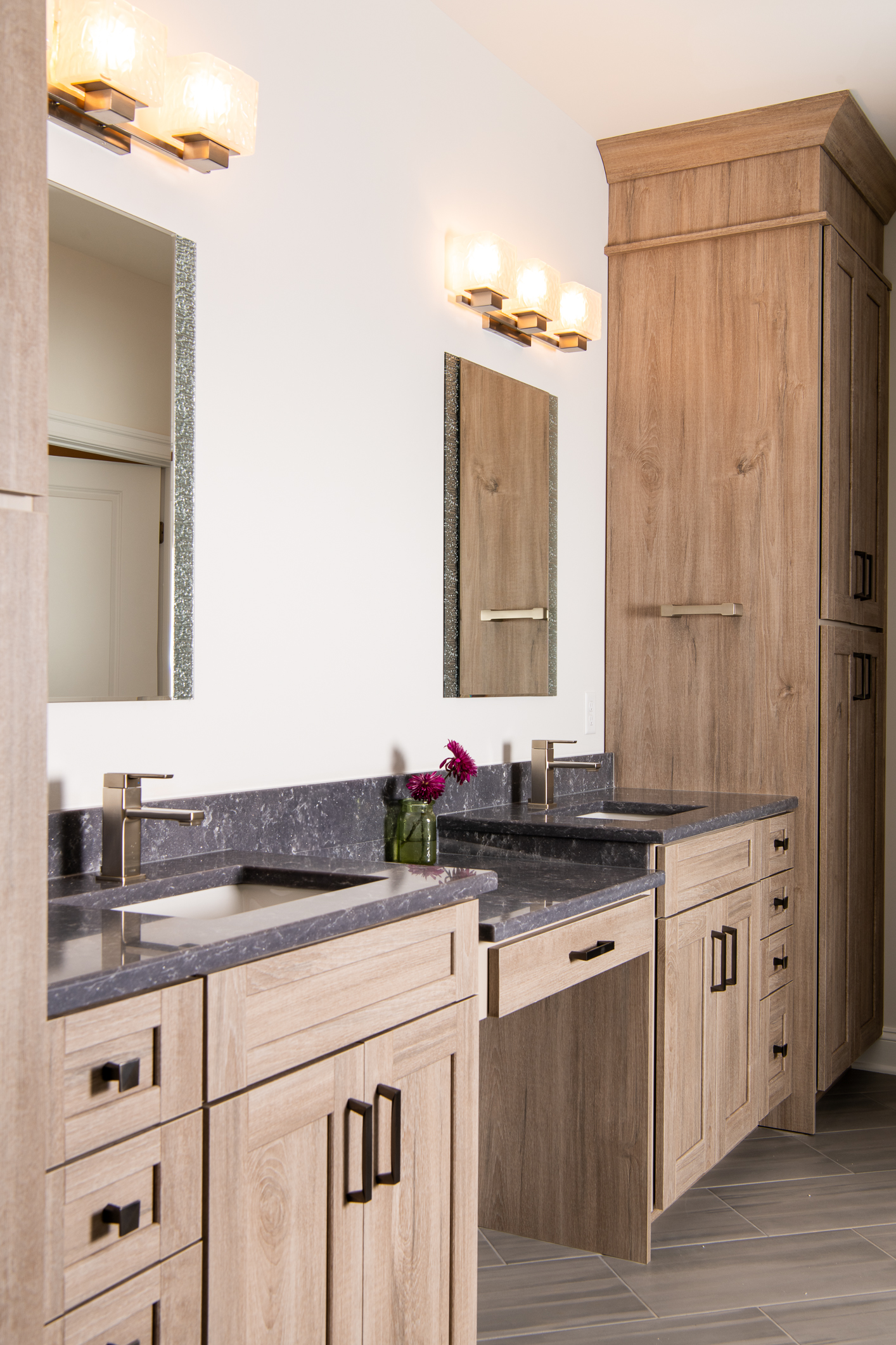 Your bathroom should feel like a retreat—not just another room.
A floating-inspired aesthetic, streamlined cabinetry, elegant stone countertops, and a clutter-free design create a space that's equal parts modern and relaxing. It's proof that simplicity is the ultimate luxury.
Where would you spend the most time—here or the spa? 🤍