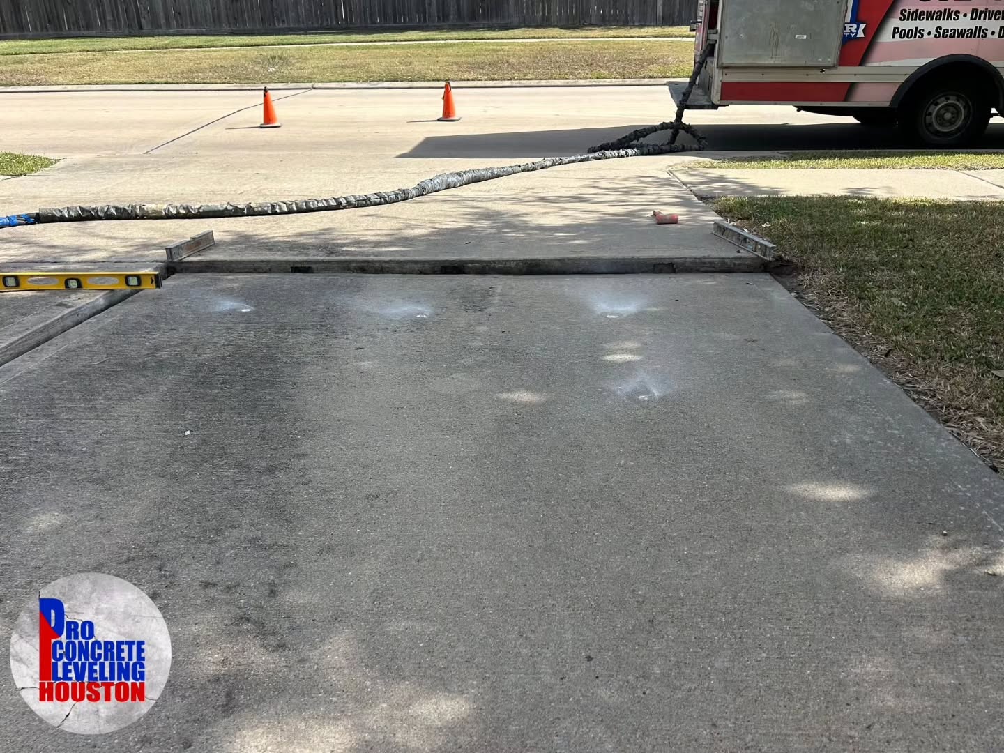 YOUR CONCRETE SHOULDN'T HAVE MORE UPS 👆🏽 AND DOWNS 👇🏽THAN YOUR MONDAY ☕️
Level up with us!
●Polyfoam Lifting
●Insured & Trusted
●Commercial & Residential
●Family Owned & Operated
●10 Year Warranty
Call or Text Today ~ 832-494-1234
Proconcretelevelingofhouston.com
#pclhouston #familybusiness #LikeFollowShare #katy #proconcretelevelinghouston wecare ConcreteLeveling HomeImprovement