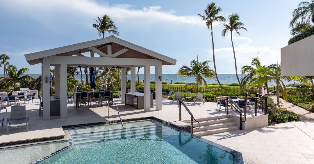 Exterior renovations require the right balance of planning, expertise, and attention to detail, especially in high-rise communities.
We renovate condominium exteriors and shared outdoor spaces with lasting craftsmanship and attention to detail. We're proud to bring our expertise to communities throughout Southwest Florida as they continue investing in the long-term performance and appearance of their properties.
Click the link in our bio to explore more of our commercial and community renovation projects.
📸 Project: Park Plaza
#BuiltByEECON #Renovation #Commercial #QualityCraftsmanship #CommercialBuildout