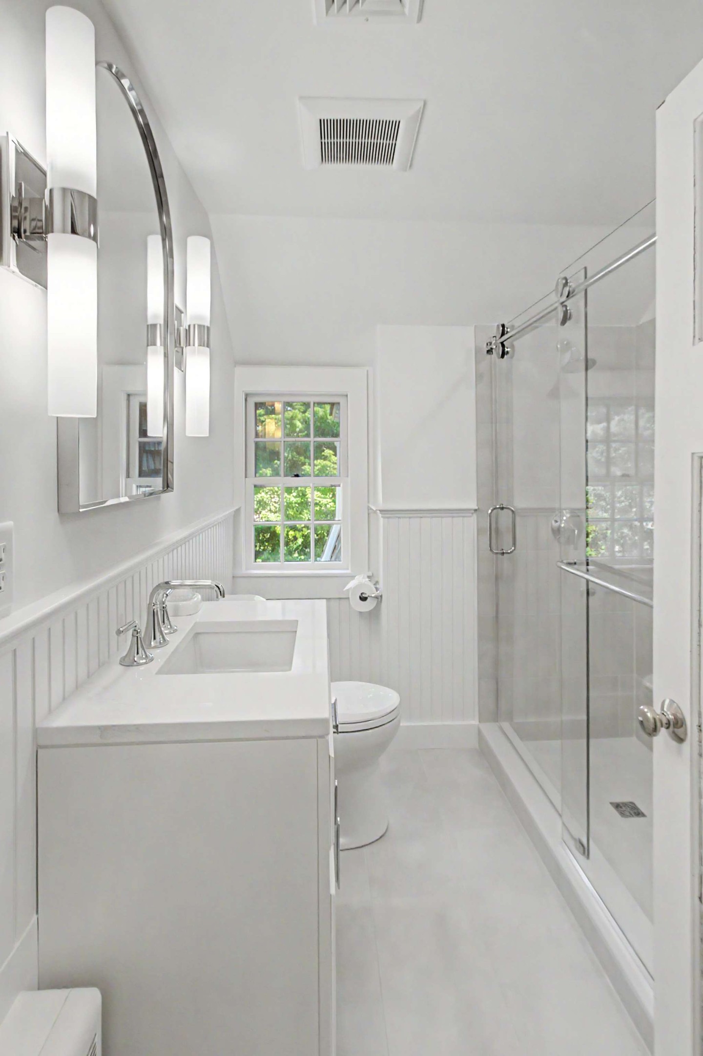 A historic Cape Cod home does not need to lose its character to gain modern comfort.
For this Chatham renovation, two bathrooms were transformed from dark, enclosed spaces into bright, composed retreats. A restrained palette, expansive tilework, frameless glass, and polished fixtures allow light to move more freely throughout each room. Thoughtful functional details, including shower niches and integrated seating, are incorporated with the same care as the visible finishes.
Swipe through the before-and-after images to see how considered design and precise craftsmanship can elevate an everyday space while remaining sensitive to the home around it.
#CapeAssociates #ChathamMA #ChathamHomes #CapeCodRenovation #CapeCodHomes #HistoricHomeRenovation #BathroomTransformation #BeforeAndAfter #BathroomDesign #CoastalInteriors #NewEnglandHomes #FineHomebuilding #CraftsmanshipMatters #ThoughtfulDesign