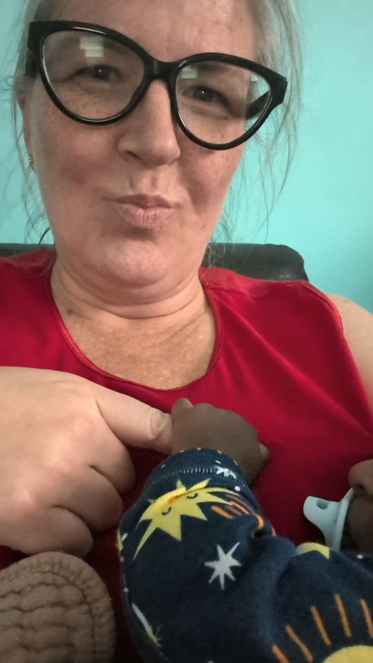 Kinda chic - stitcher's edition. #imperfectlybeautifulstitches #stitchingwhenitsfun