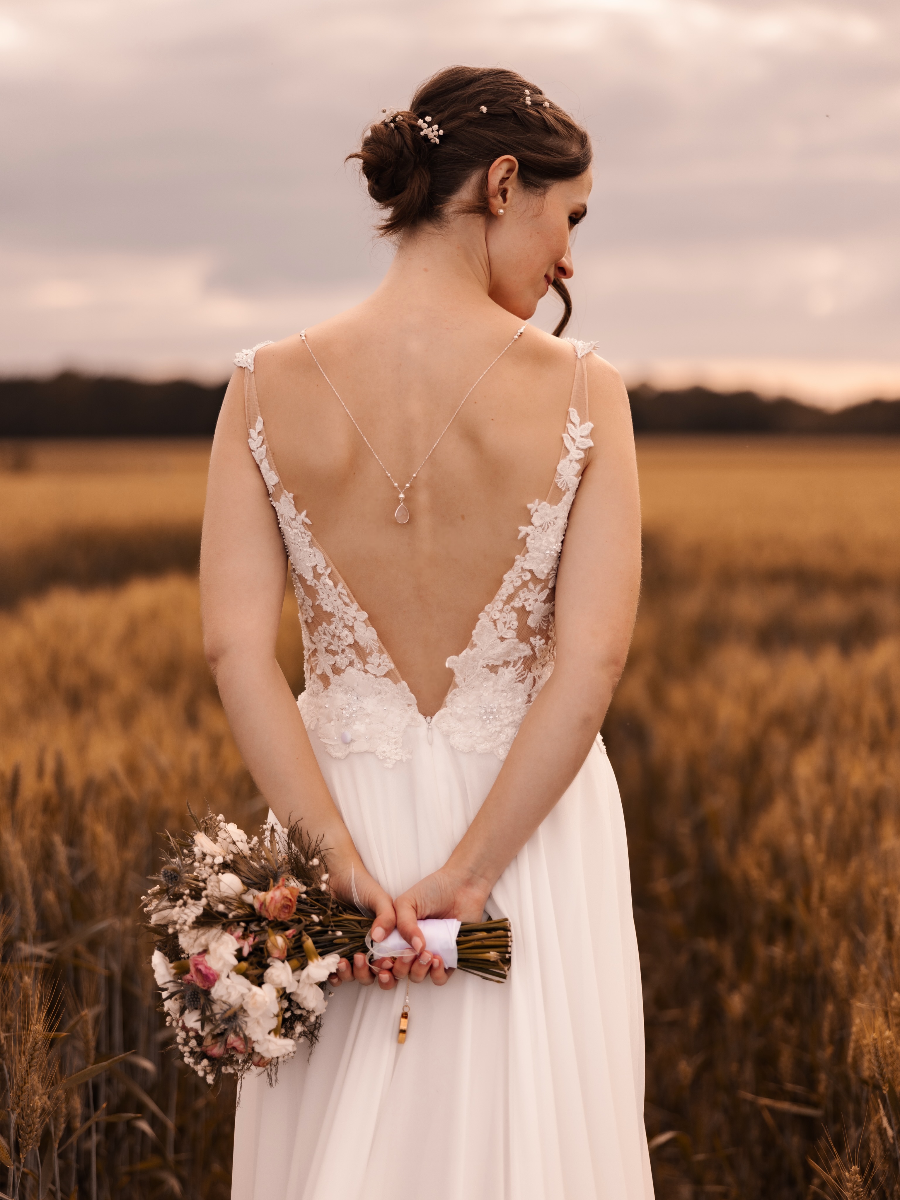 #wedding 🪩🌾
Ma jolie Gaëlle, sublimée par l’amour indéfectible de son mari. 🤍
Un regard, un sourire, et tout l’amour qu’ils se portent. 🫶🏼
📸 Elodie.B - Photographie
Photographe basée en Seine-et-Marne & IDF.
Mariage, Maternité, Naissance & Famille.
🌐 www.elodiebphotographie.com
@elodie.bphotographie
elodie.b-photographie@outlook.com
#photographe77 #photographeseineetmarne #photographeiledefrance #photographemariage photographemariage77 photographematernite photographematernite77 photographegrossesse photographegrossesse77 photographeparis shootinggrossesse shootingbebe shootingnaissance shootingnaissance77 shootingmaternite77