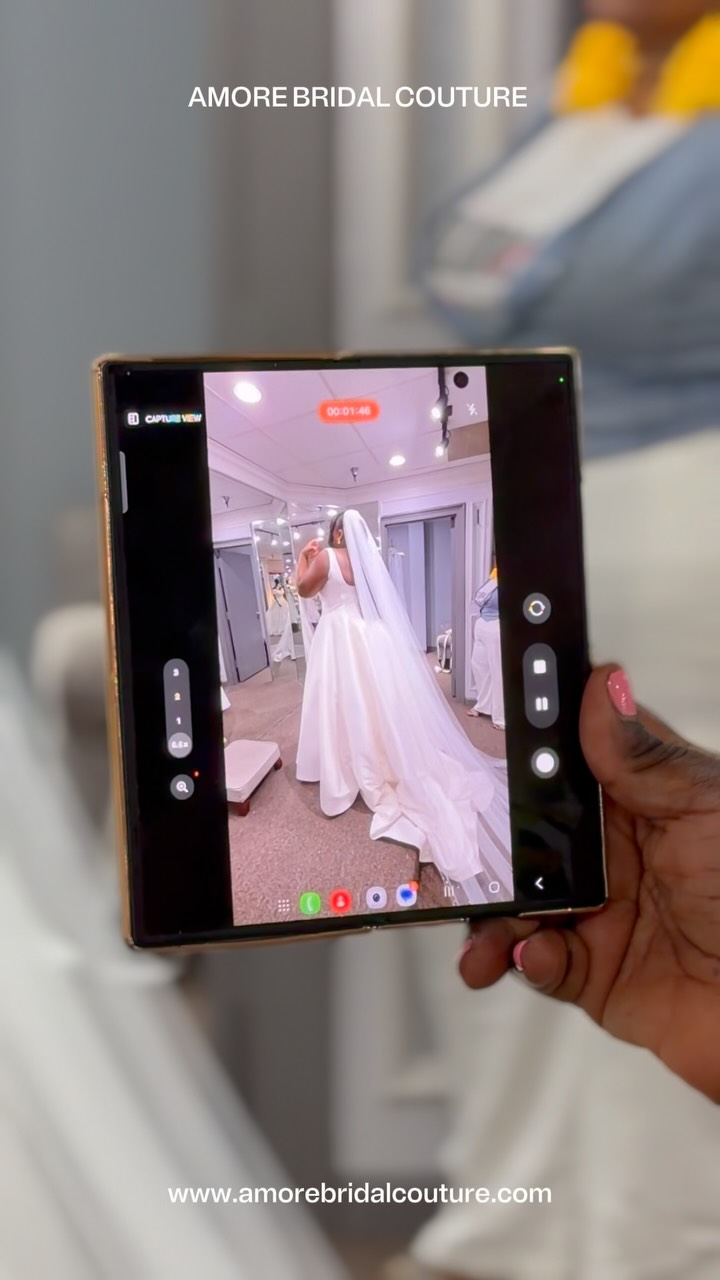 Visit us and discover our new bridal designs! π
We offer off-the-rack gowns, custom gowns, and alteration services to help create the perfect look for your special day. β¨
π Call us today to schedule your appointment! π