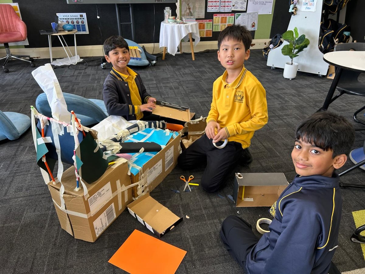 In 3/4 we have been having an absolute ball exploring all the pathways of Make, Know, Do and Act! From making model trains, maps of Australia, yummy pancakes and crazy slime, we have learnt so much and can’t wait to see where our learning takes us for the rest of the year in Make, Know, Do and Act!