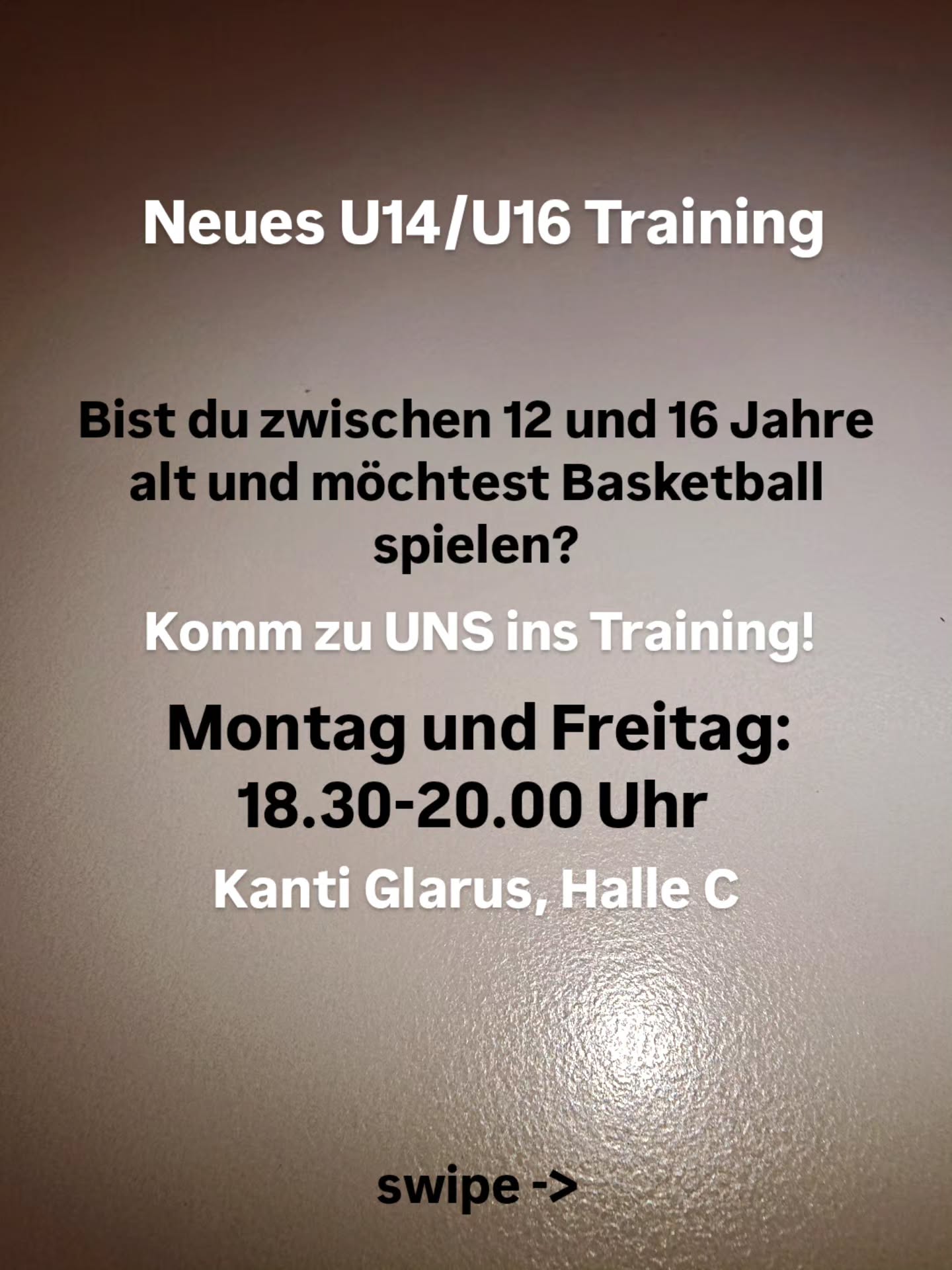 Wir starten eine neue Nachwuchsabteilung!
Mädchen und Jungs. Sei dabei, egal ob Anfänger oder Profi.
Kriegen wir es hin mehrere Nachwuchsteams auf die Beine zu stellen?
Komm vorbei und an alle Eltern, schickt eure Kids zu uns ins Schnuppertraining! Keine Anmeldung erforderlich.
Hast du Fragen oder Anregungen? Kontaktiere uns🤗
www.bbcglarus.ch
#glarus #basketballtraining