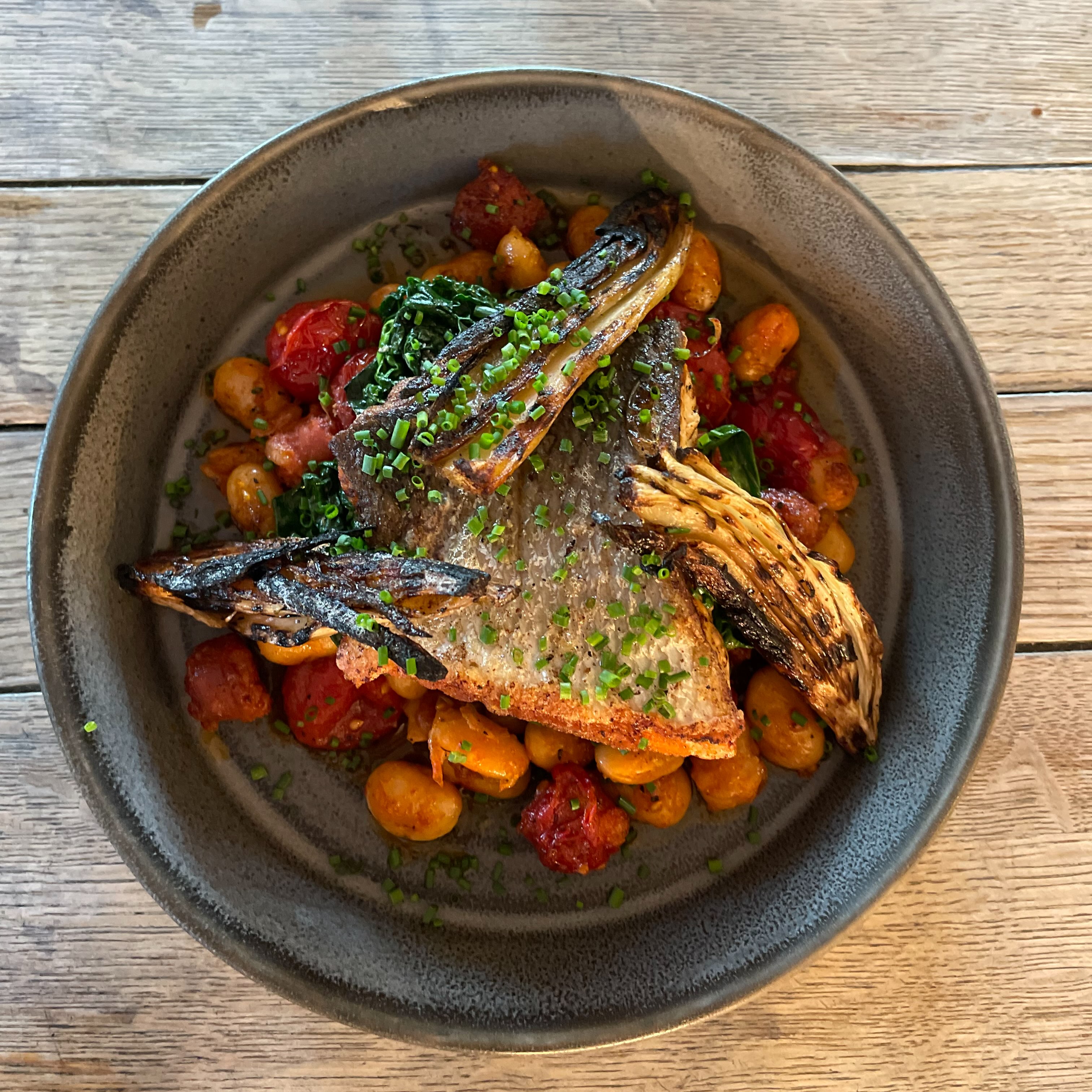 ✨ NEW MENU ✨
- Pan seared salmon, chorizo, butterbeans, charred fennel & slow roasted tomatoes
#bestpubsinbristol #wheretoeatbristol #goodfoodbristol #bristolgoodfood