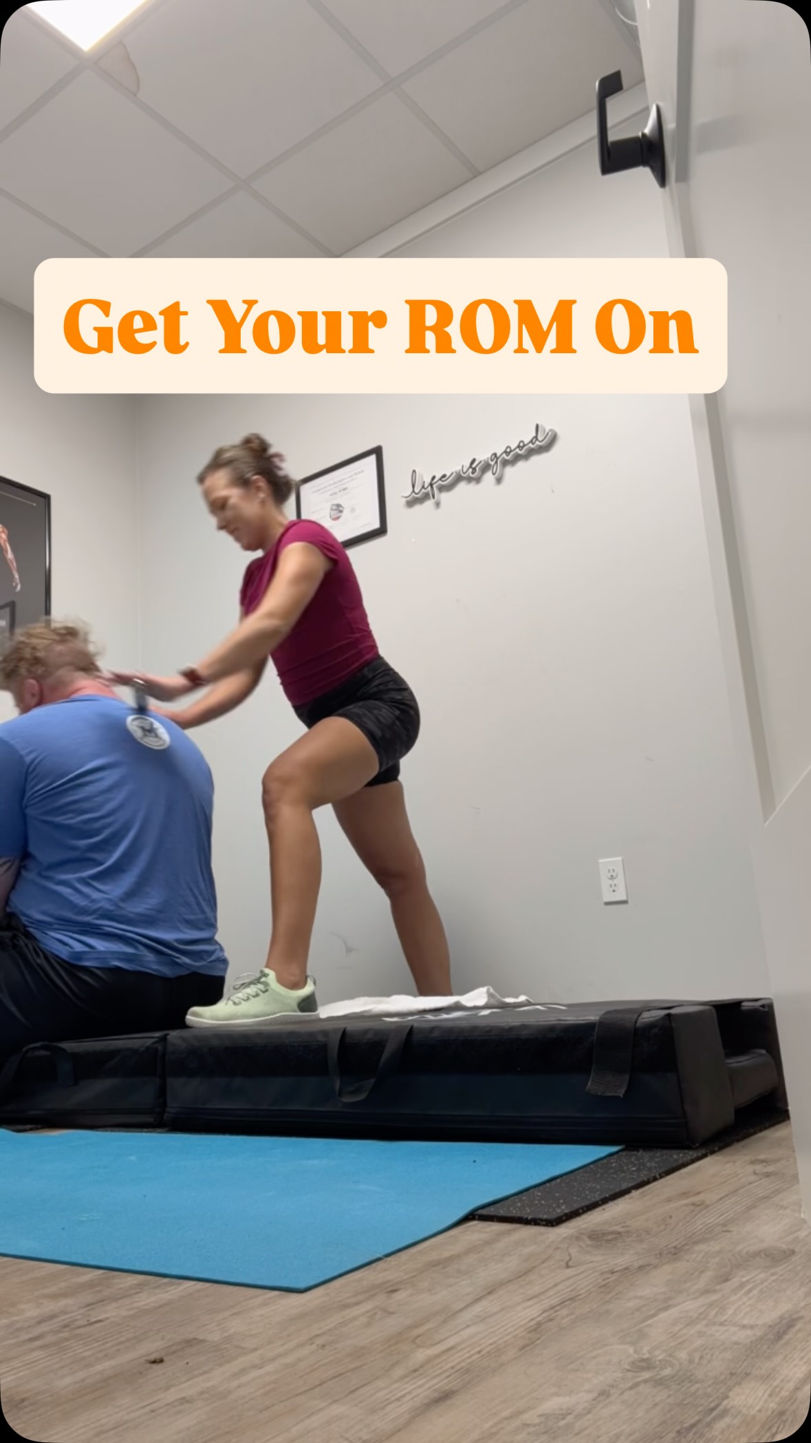 Did you know body tempering can help improve your range of motion? 👀
Targeted pressure can help reduce muscular tension and restrictions, creating more freedom for movement.
But here’s the important part:
Tempering creates the opportunity. Mobility teaches your body to use it.
And I’ve seen that difference show up in some pretty cool ways:
🏋🏼♂️ Powerlifter: Improved chest/shoulder mobility enough to comfortably get into position and grip the bar for squats.
🍑 My own squat: My squat depth has significantly improved since incorporating consistent bodywork + mobility.
🥎 Softball coach: Was able to get into a catching/squat position without pain.
🔥 Youth softball player: Noticed improved pitching and movement after just one session.
These aren’t about magically “fixing” someone in one session. They’re examples of what can happen when we reduce restrictions and then teach the body how to move through that newly available range.
Bodywork + mobility = a better-moving body.
That’s what Good Temper is all about. 🤍
#BodyTempering #Mobility #RangeOfMotion #Fascia #Recovery